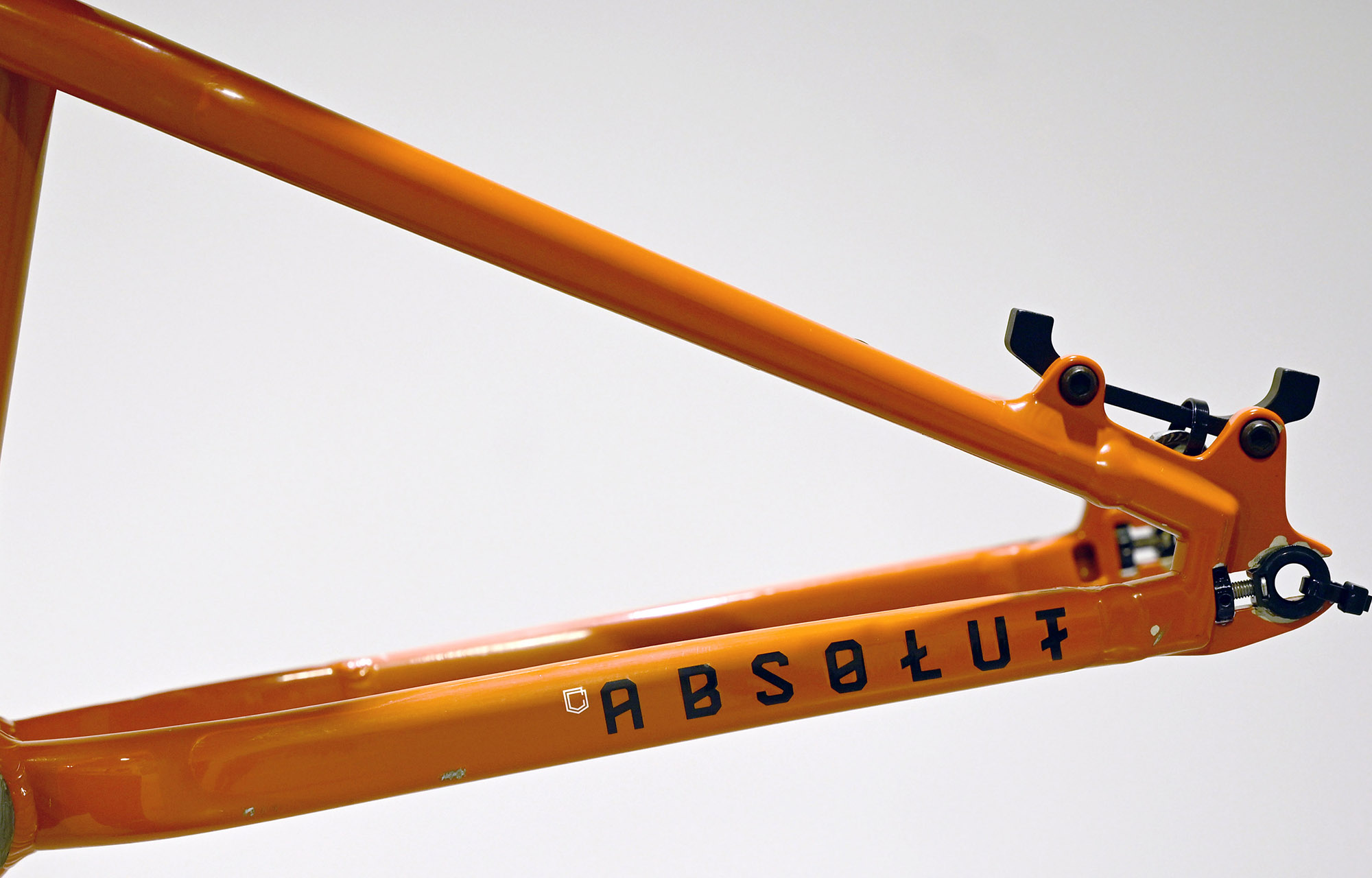 FRAME KIT COMMENCAL ABSOLUT 24 ORANGE - (21173800) image number null