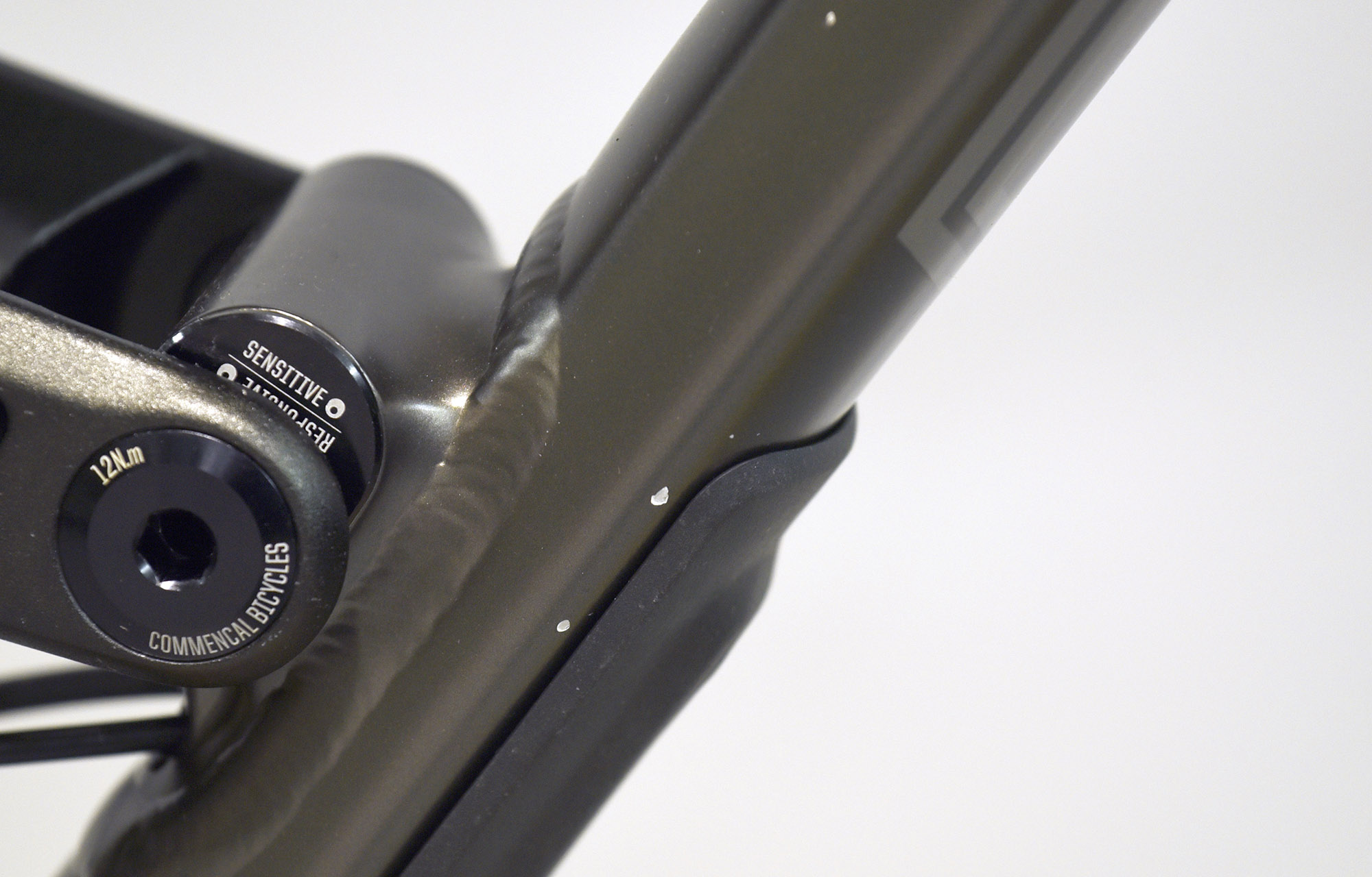 COMMENCAL CLASH ESSENTIAL DARK SLATE - M (22131302) image number null