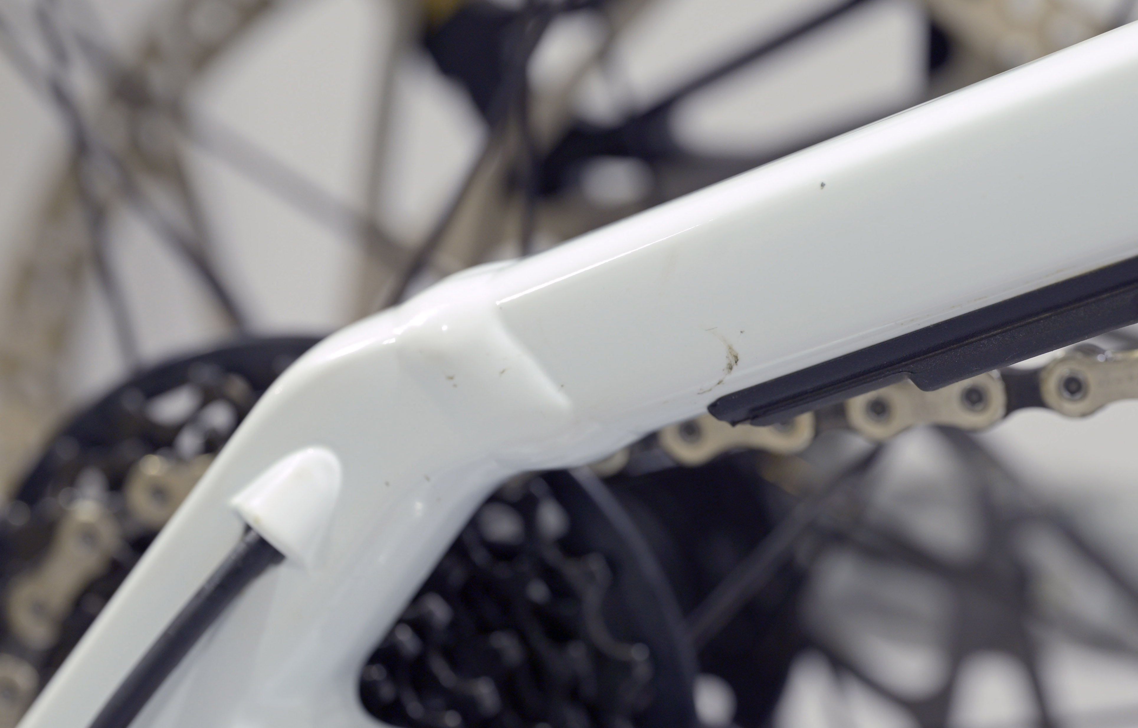 COMMENCAL SUPREME DH V5 SIGNATURE LTD PURE WHITE - L (23151003) image cover number large 6