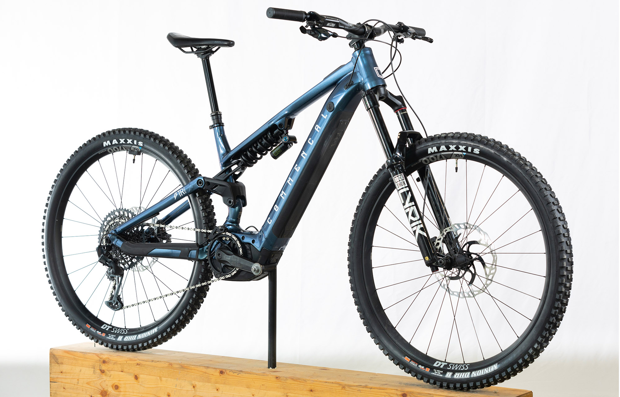 COMMENCAL META POWER TR BOSCH RACE SPARKLY BLUE - M (22181402) 153km image cover number large 4