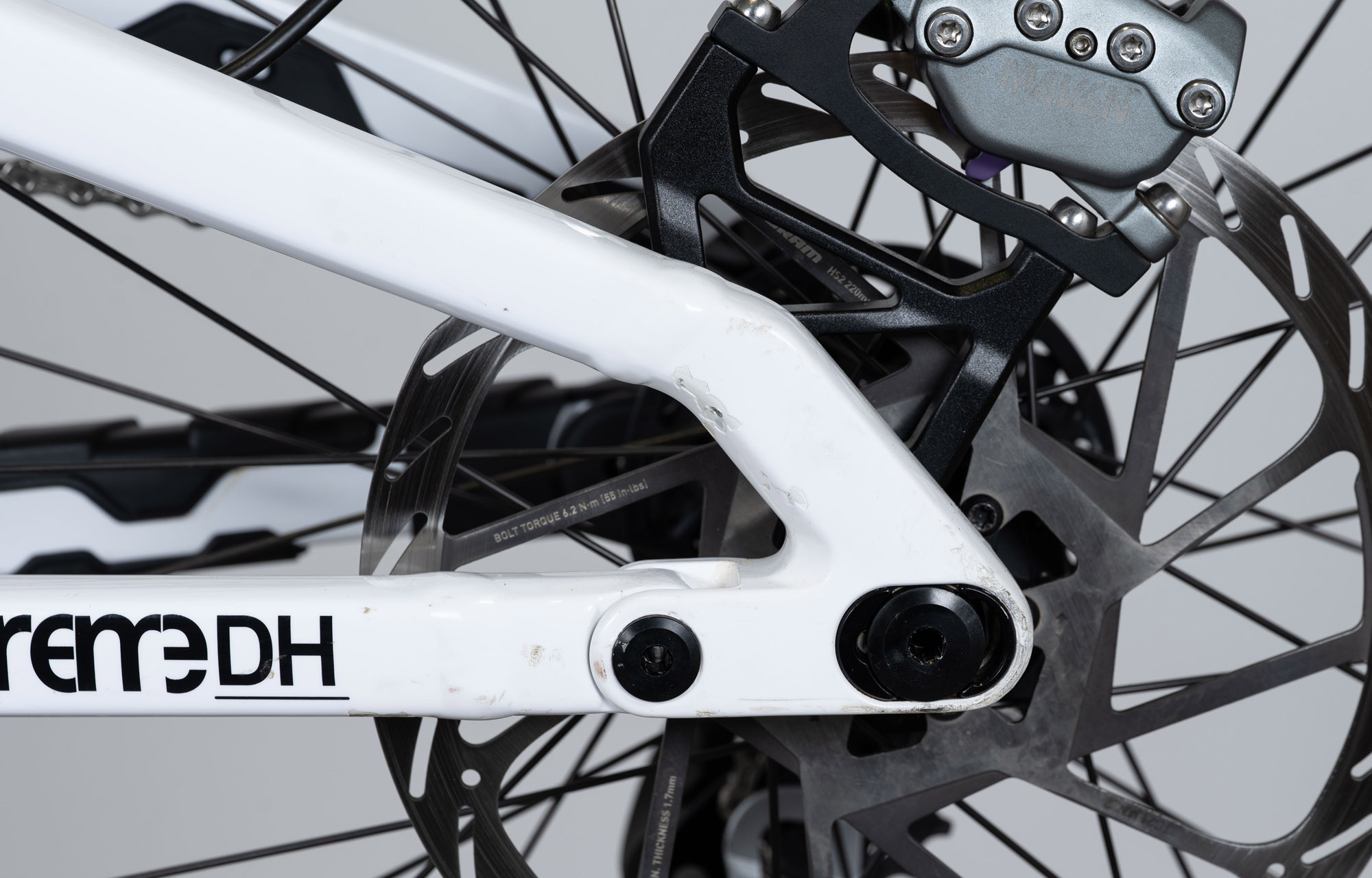 COMMENCAL SUPREME DH V5 ROCKSHOX PURE WHITE - L (24157103) image large number 16