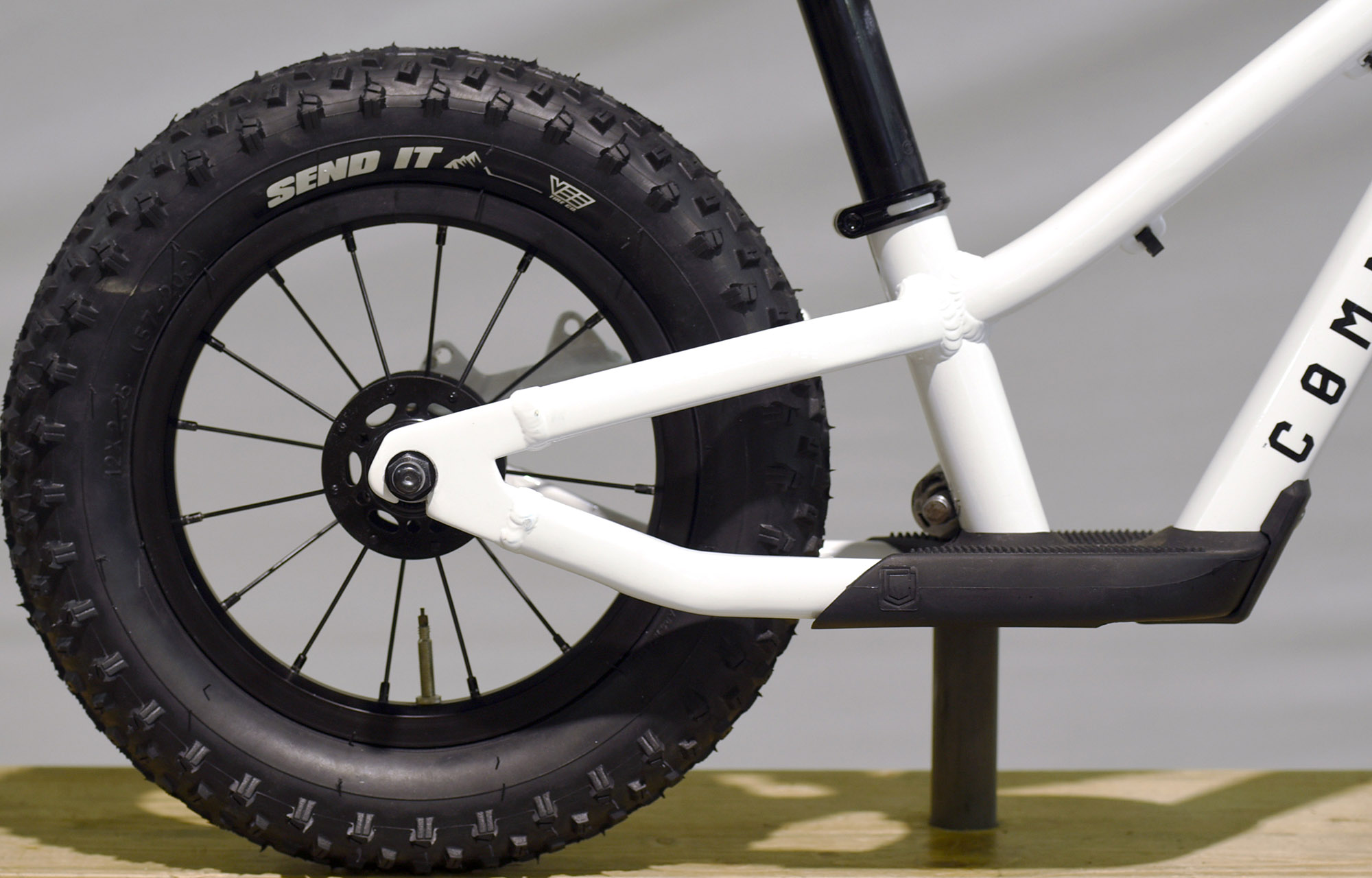 COMMENCAL RAMONES 12 PUSH BIKE PURE WHITE - (23177800) image number null