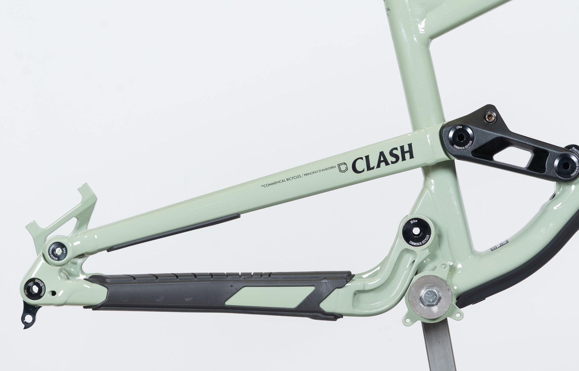 FRAME COMMENCAL CLASH HERITAGE GREEN - XL (26230404) image large number 0