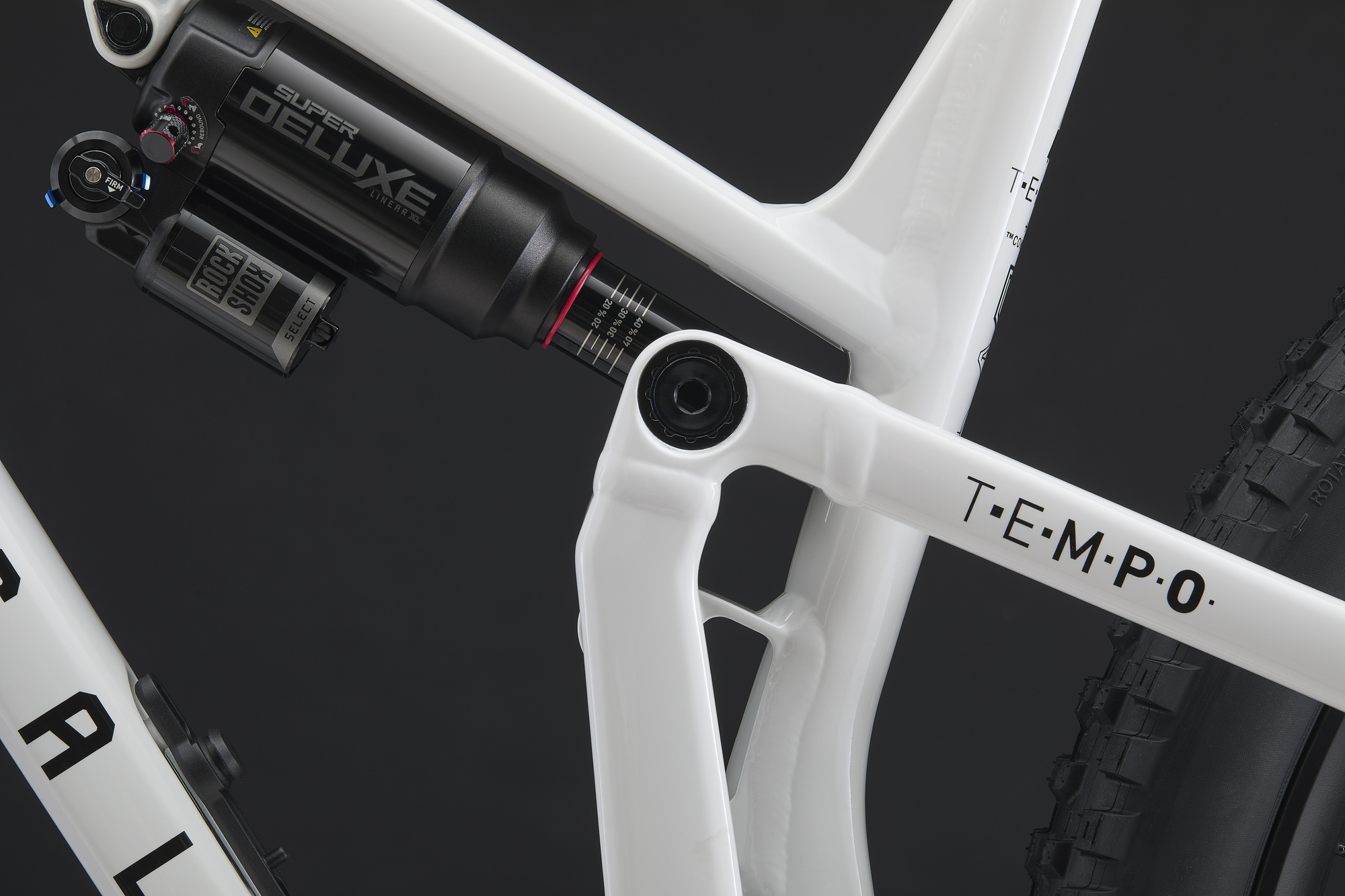 COMMENCAL T.E.M.P.O. V2 ROCKSHOX PURE WHITE 2027 image number null