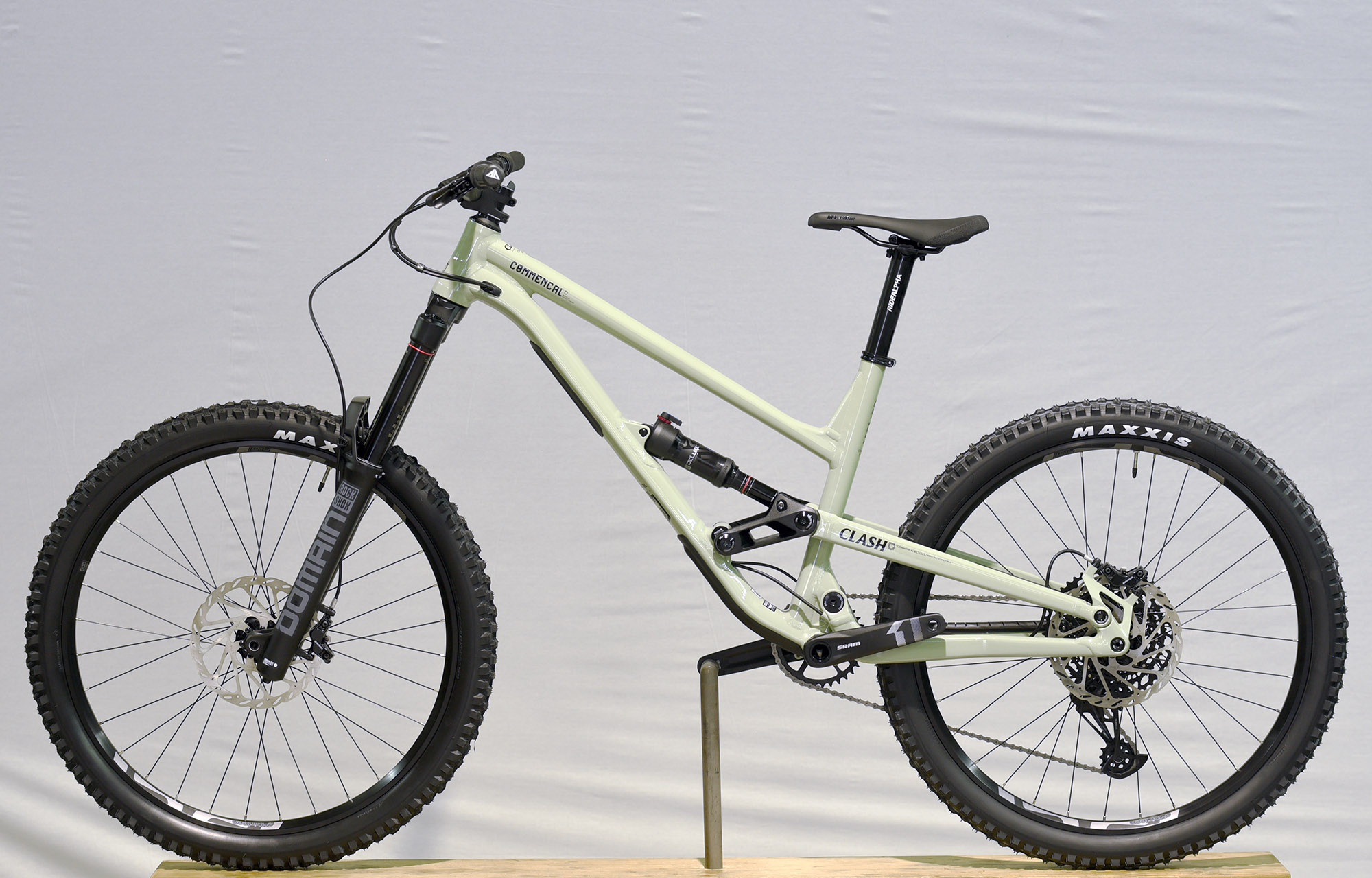 COMMENCAL CLASH ORIGIN HERITAGE GREEN - L (22131103) image number null