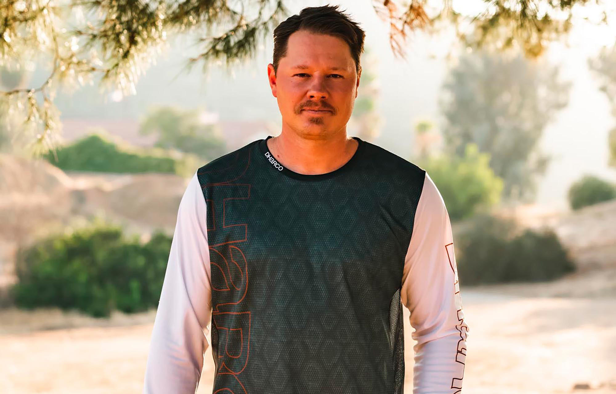 MAGLIA A MANICHE LUNGHE DHARCO KYLE STRAIT SIGNATURE EDITION image number 0