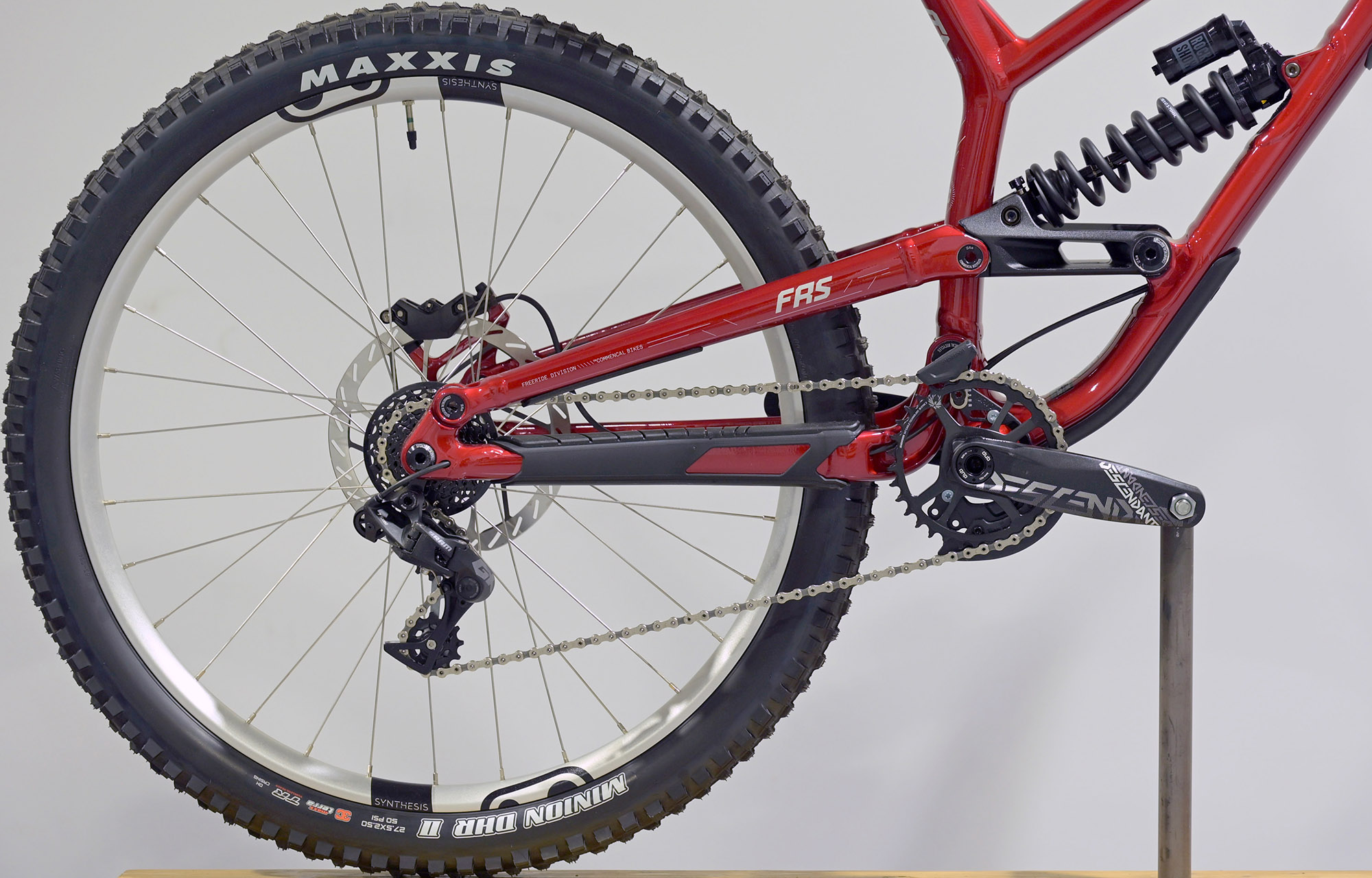 COMMENCAL FRS WHISTLER EDITION 2 - M (24158402) image cover number large 0