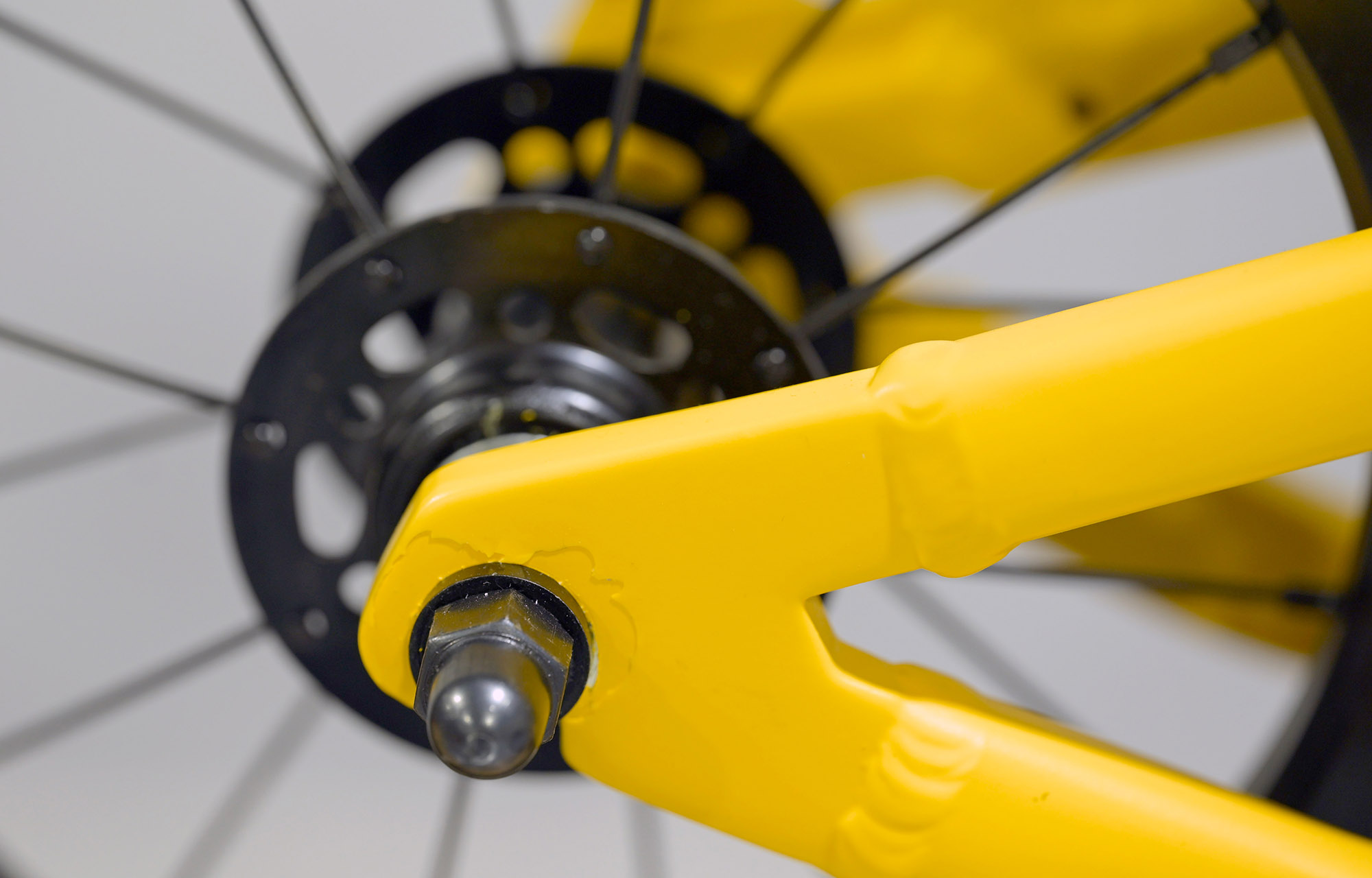 COMMENCAL RAMONES 12 PUSH BIKE OHLINS YELLOW - (23177801) image cover number large 5