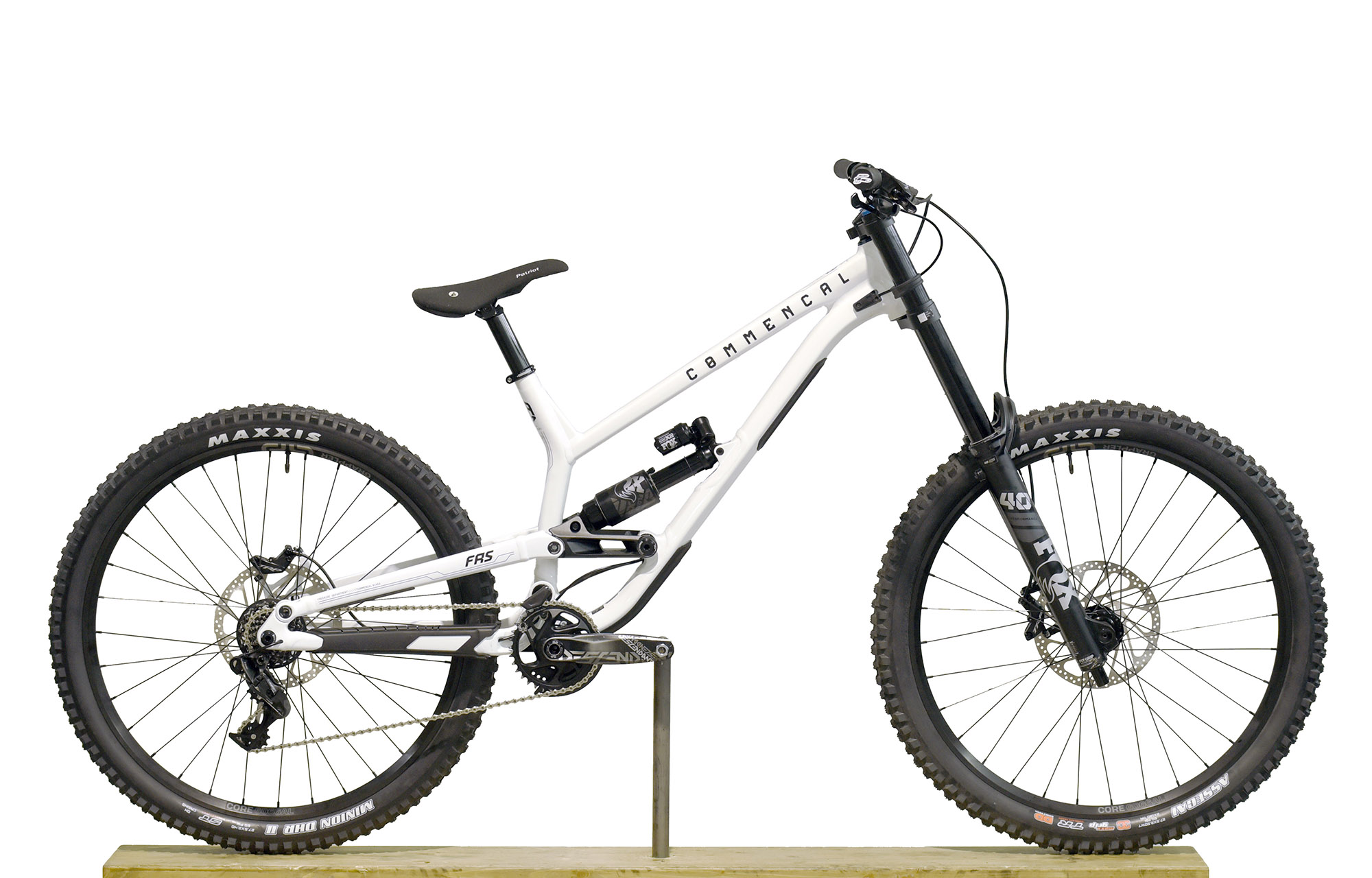 COMMENCAL FRS ESSENTIAL PURE WHITE - L (22150504) image number null