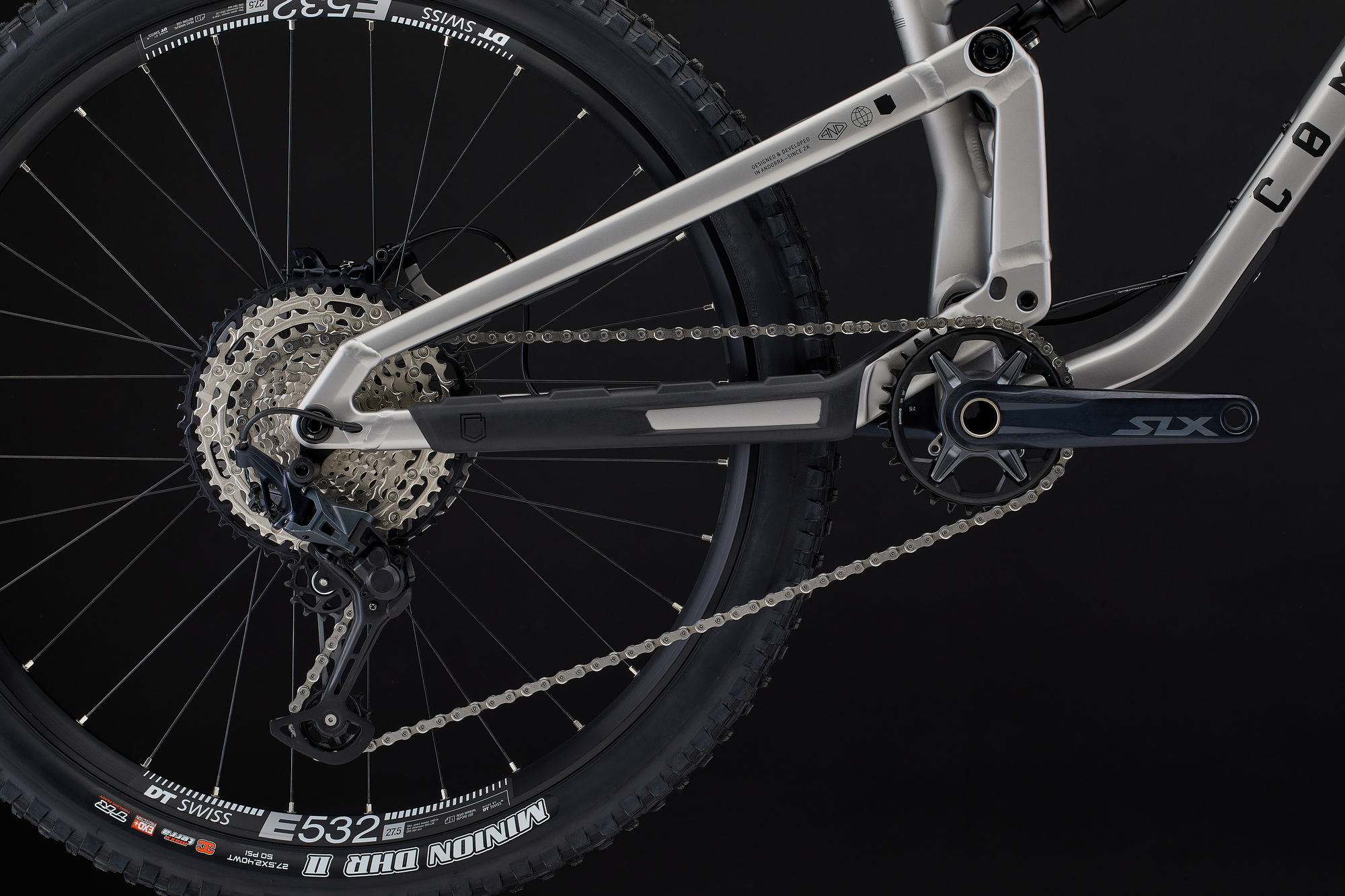COMMENCAL META SX V5 ESSENTIAL SILVER image number null