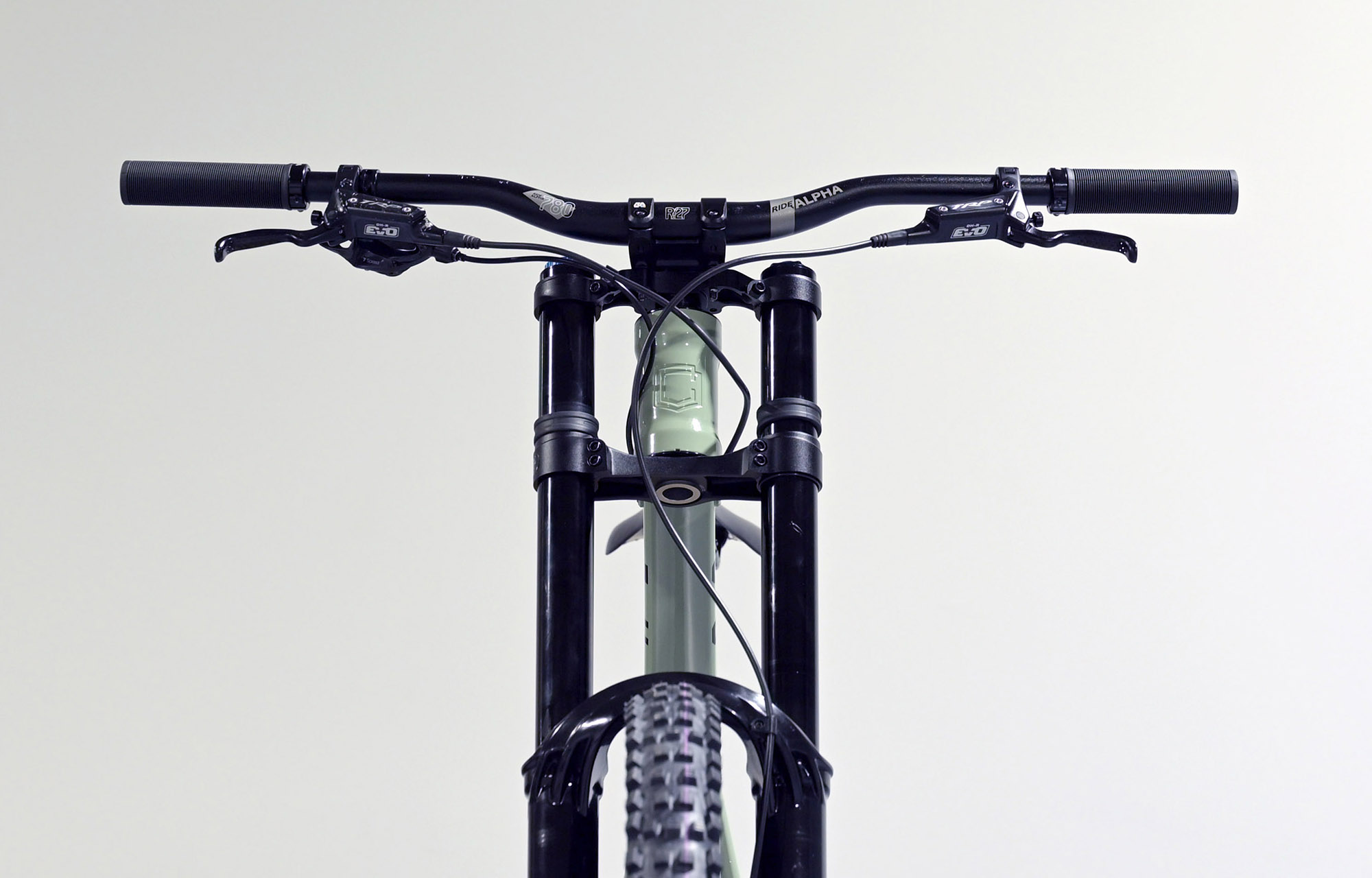 COMMENCAL SUPREME DH V5 ESSENTIAL HERITAGE GREEN - S (22150801) image cover number large 2