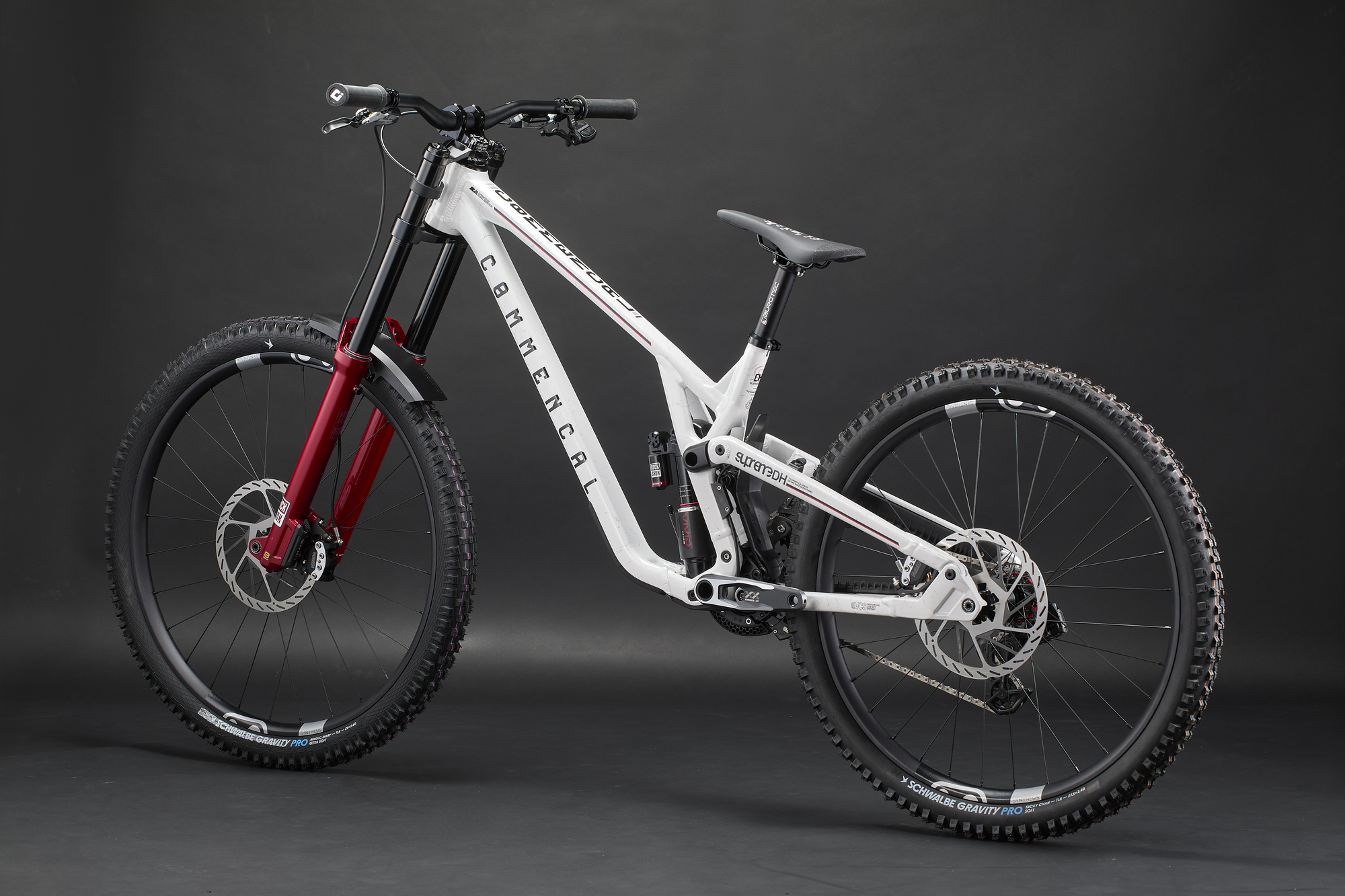 COMMENCAL SUPREME DH V5.2 TEAM REPLICA PURE WHITE 2027 image large number 2