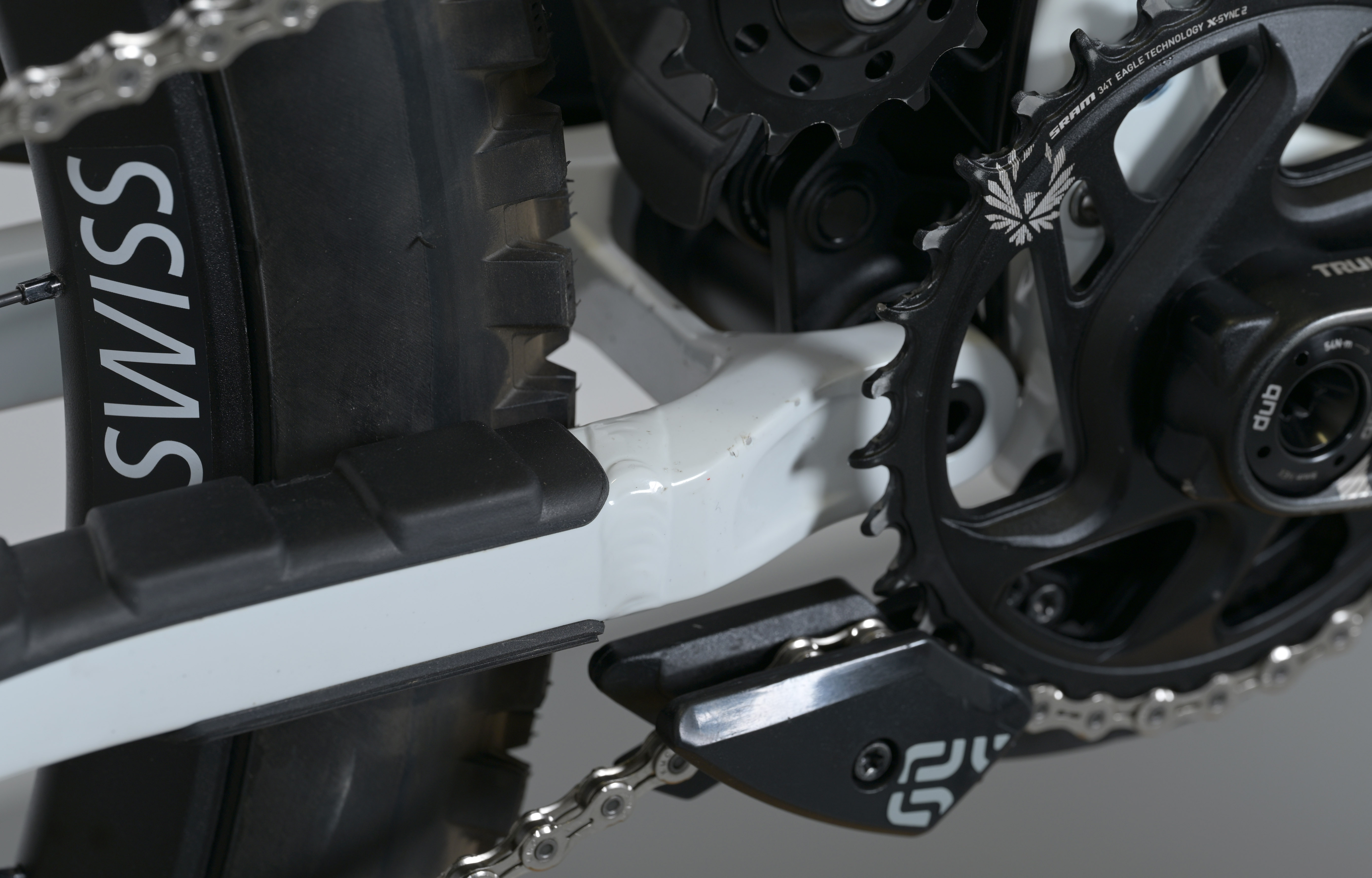 COMMENCAL SUPREME DH V5 SIGNATURE LTD PURE WHITE - L (23151003) image cover number large 6