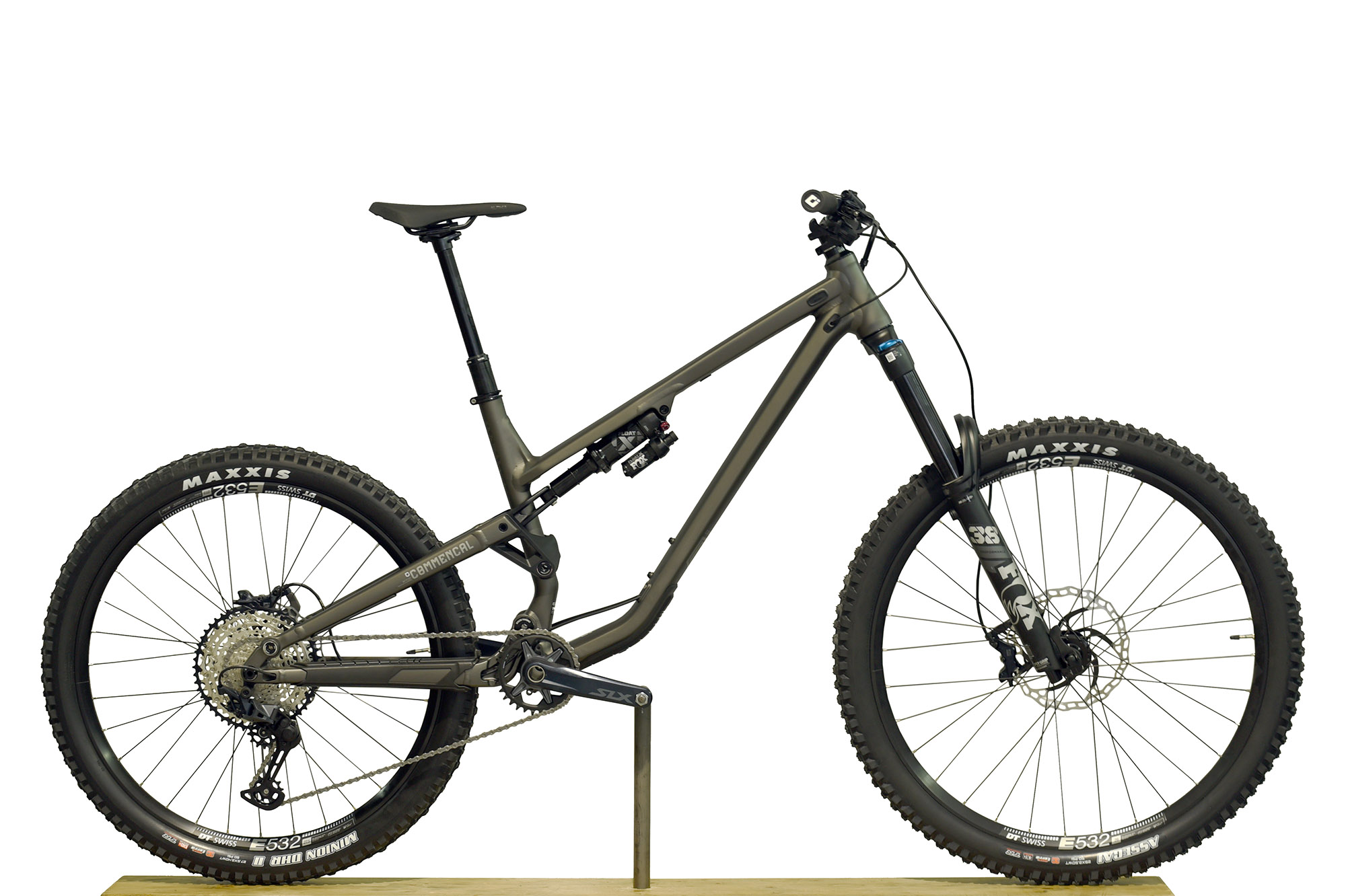 COMMENCAL META SX V4 ESSENTIAL DARK SLATE - L (22130603) image number null
