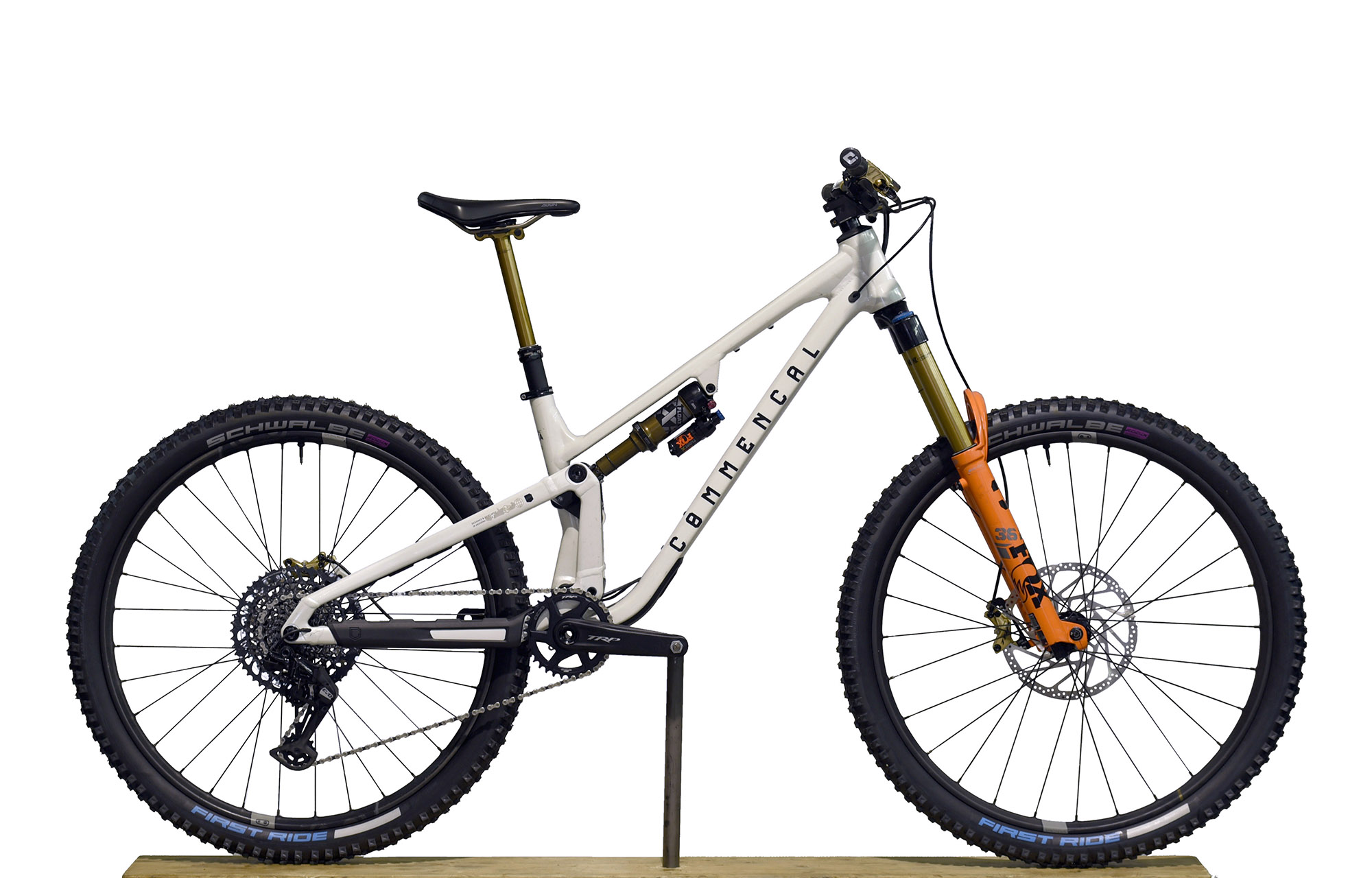 COMMENCAL META V5 CLEAR SILVER [COMMENCAL TEAM] ALC - S (24100011) image number null