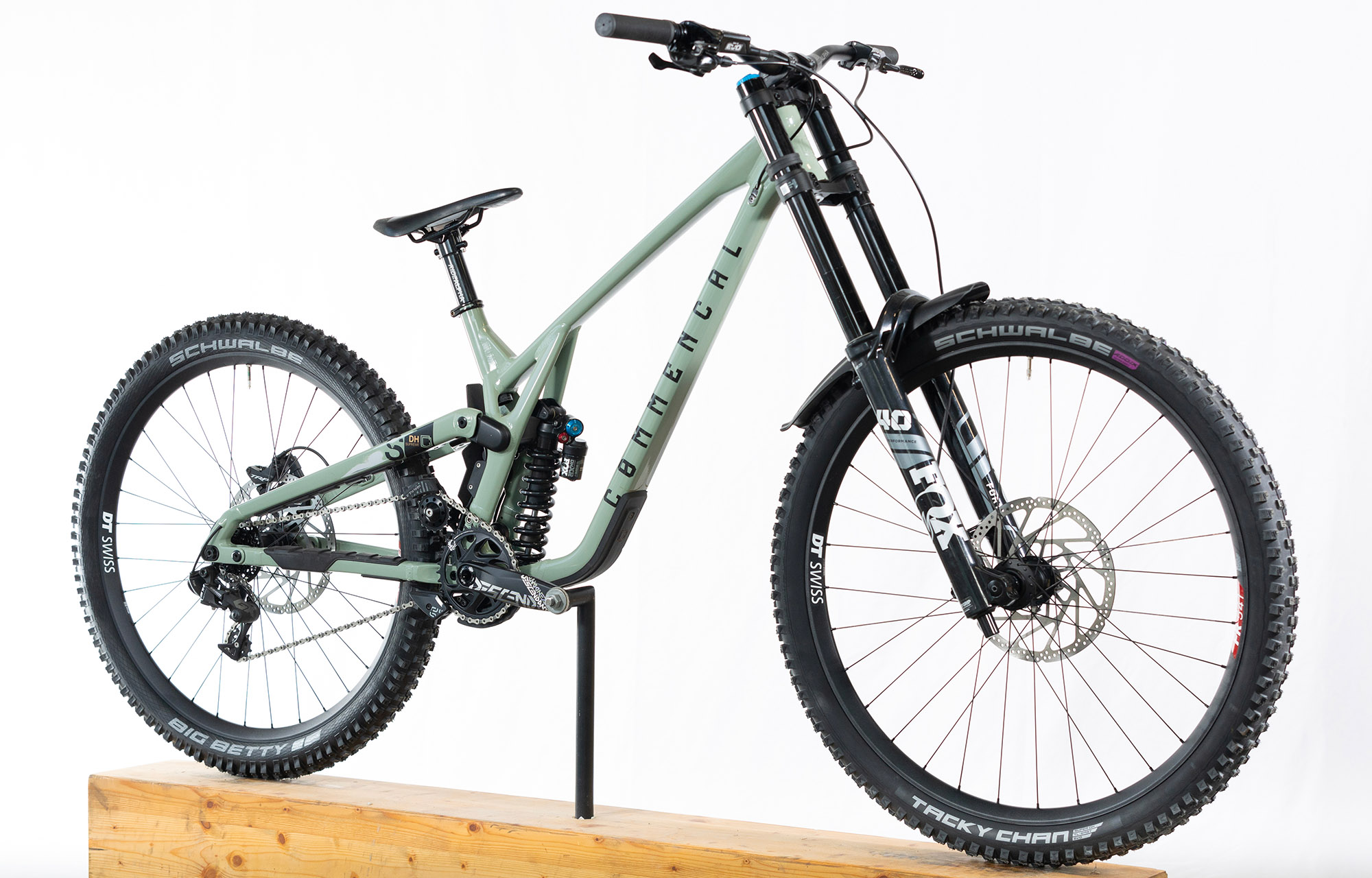 COMMENCAL SUPREME DH V5 ESSENTIAL HERITAGE GREEN - M (22150802) image cover number large 4