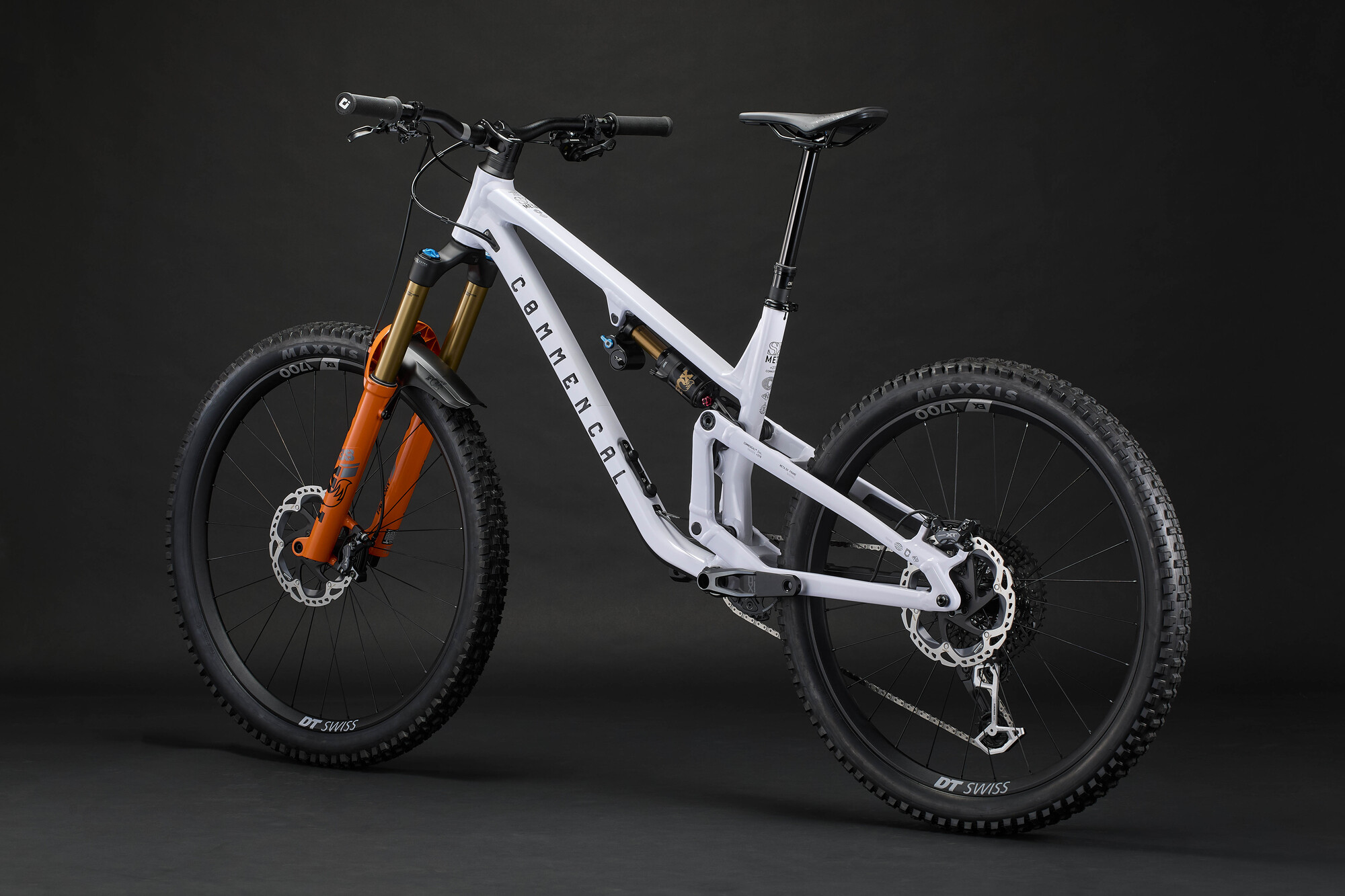 COMMENCAL META SX V5 SIGNATURE PURE WHITE 2026 image number null