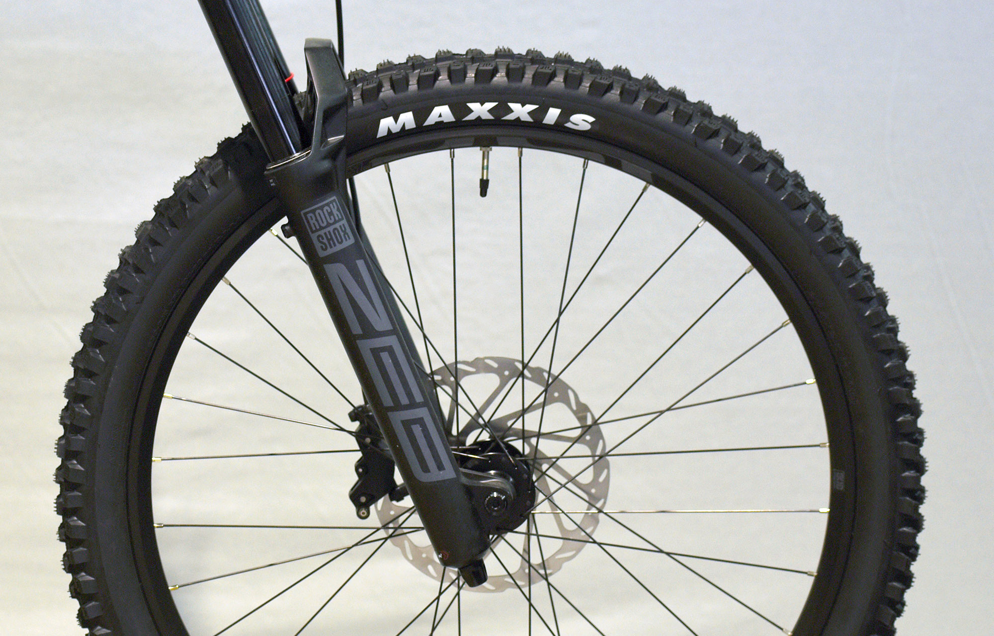 COMMENCAL CLASH RIDE CHALK NEW ROCKSHOX - S (23132101) image number null