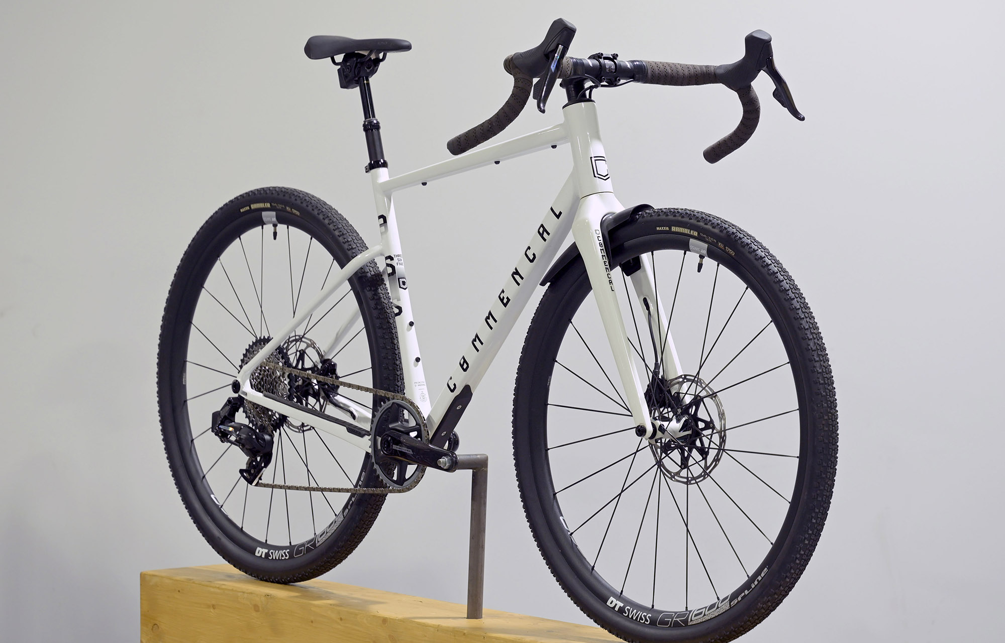 COMMENCAL 365 SIGNATURE PURE WHITE - M (23190302) image cover number large 2