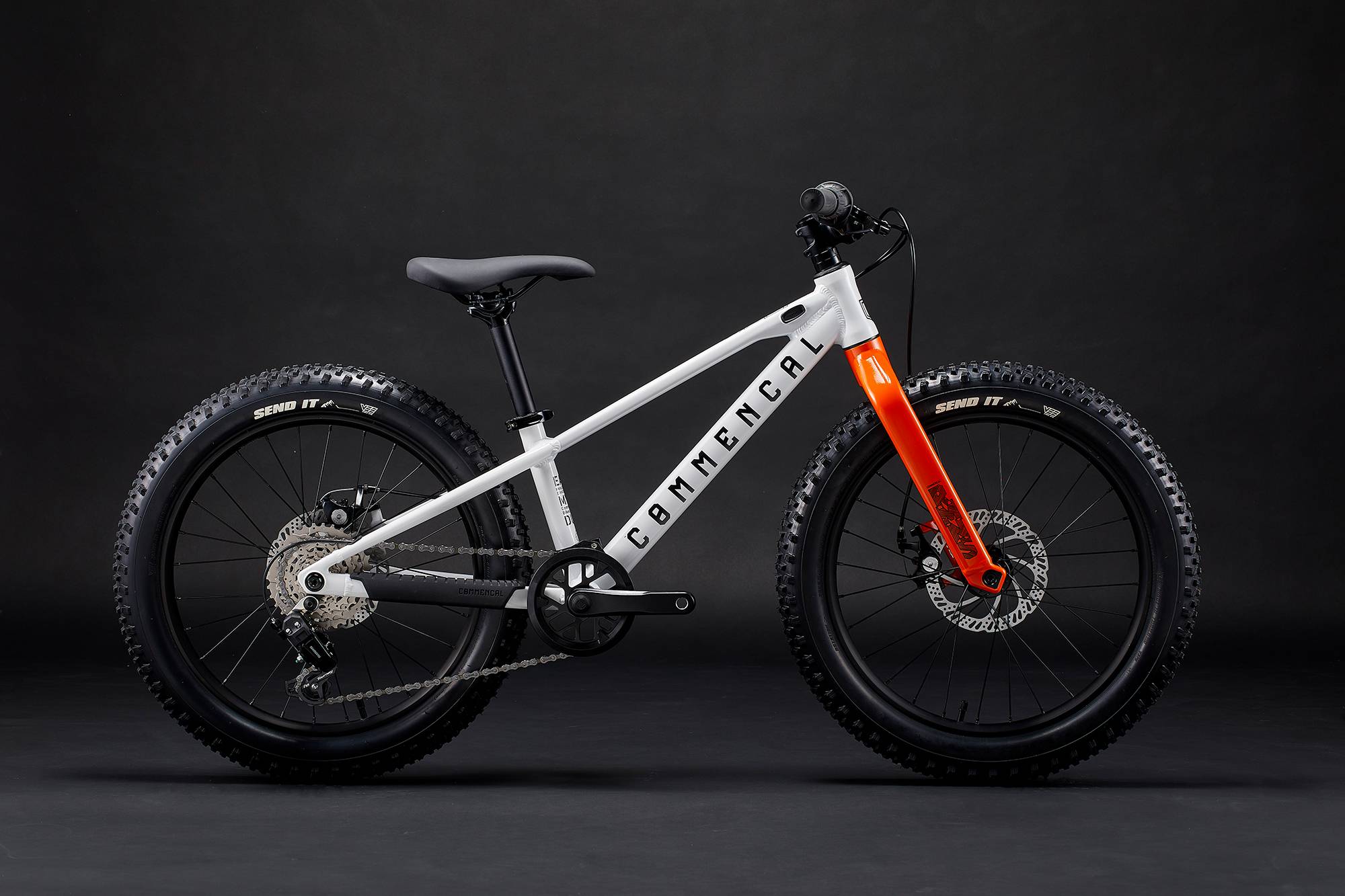 COMMENCAL RAMONES 20 REVOSHIFT PURE WHITE image number null