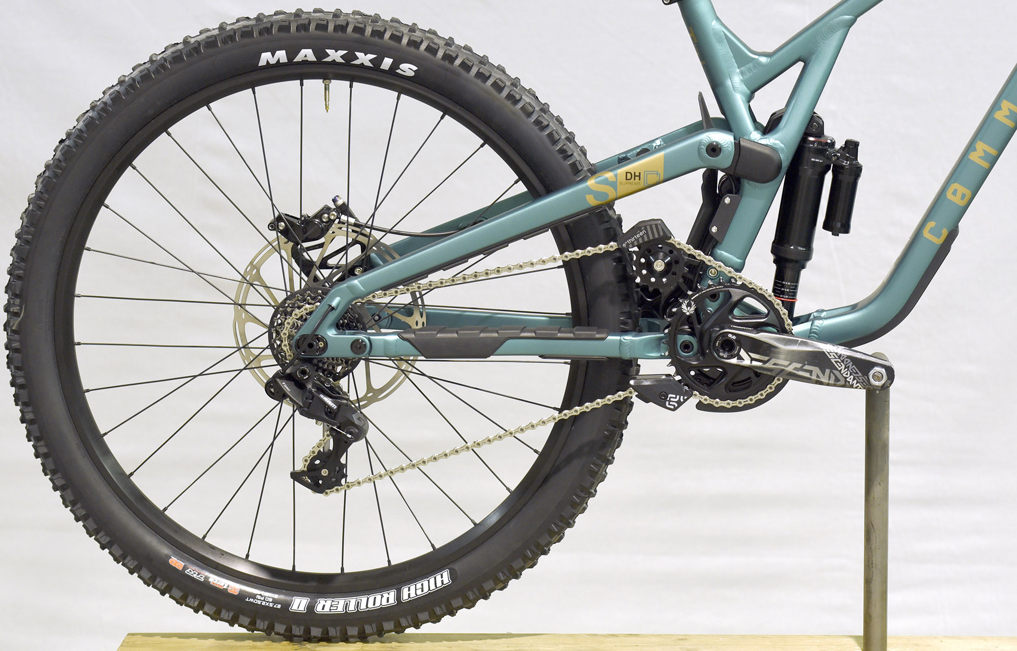 COMMENCAL SUPREME DH V5 RIDE ACID LAKE ALC - L (23100065) image number null