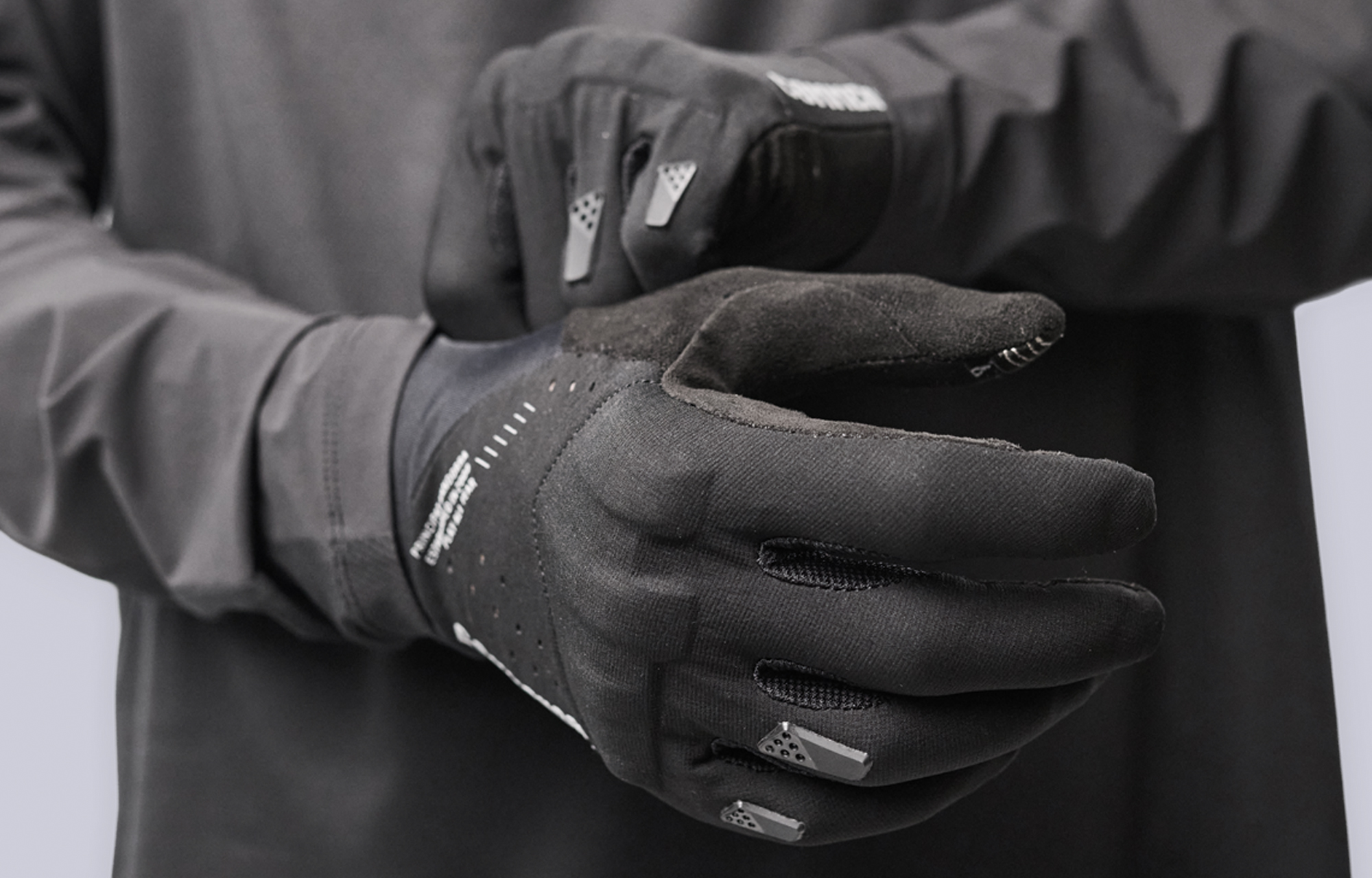 GANTS COMMENCAL HARDTECH BLACK image large number 1