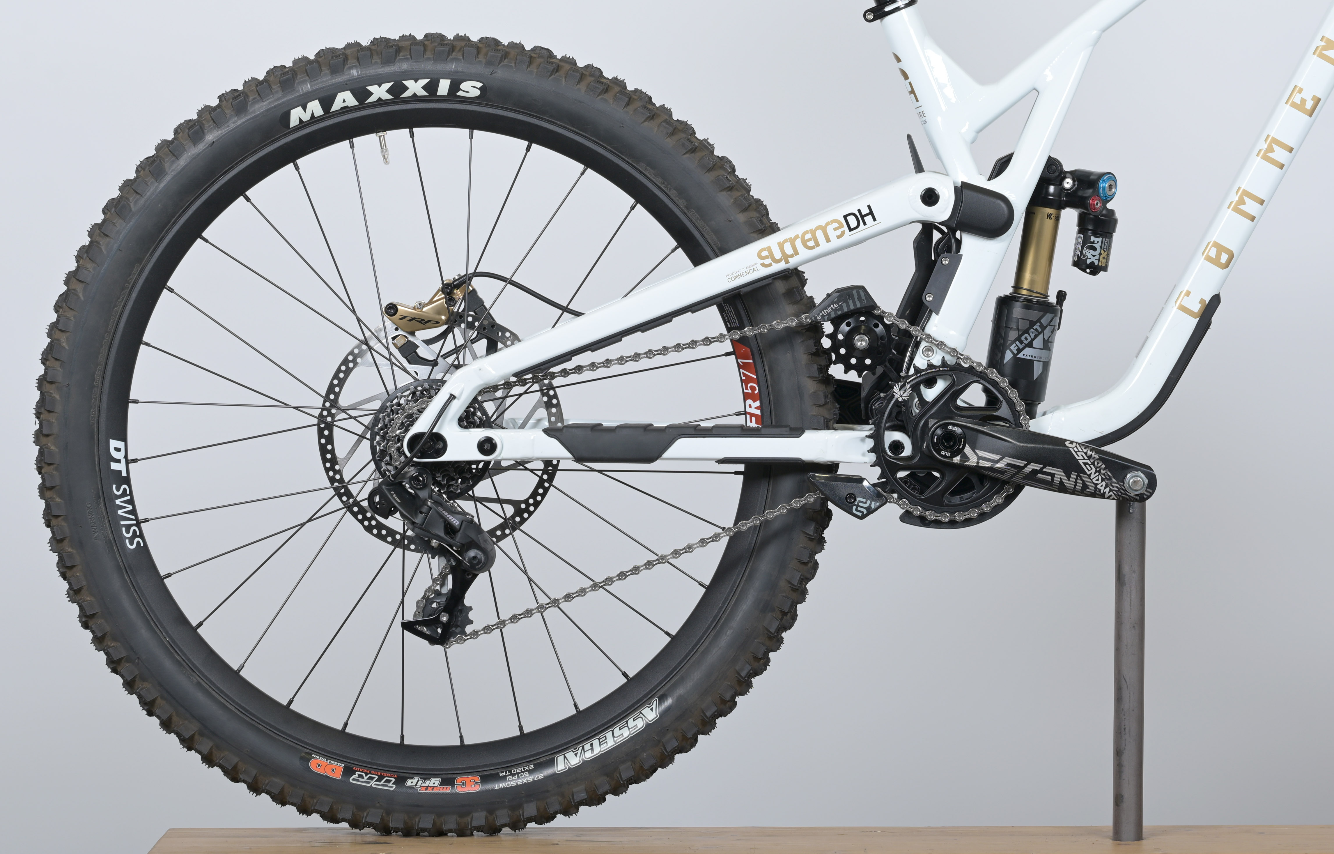 COMMENCAL SUPREME DH V5 SIGNATURE LTD PURE WHITE - M (23151002) image cover number large 0