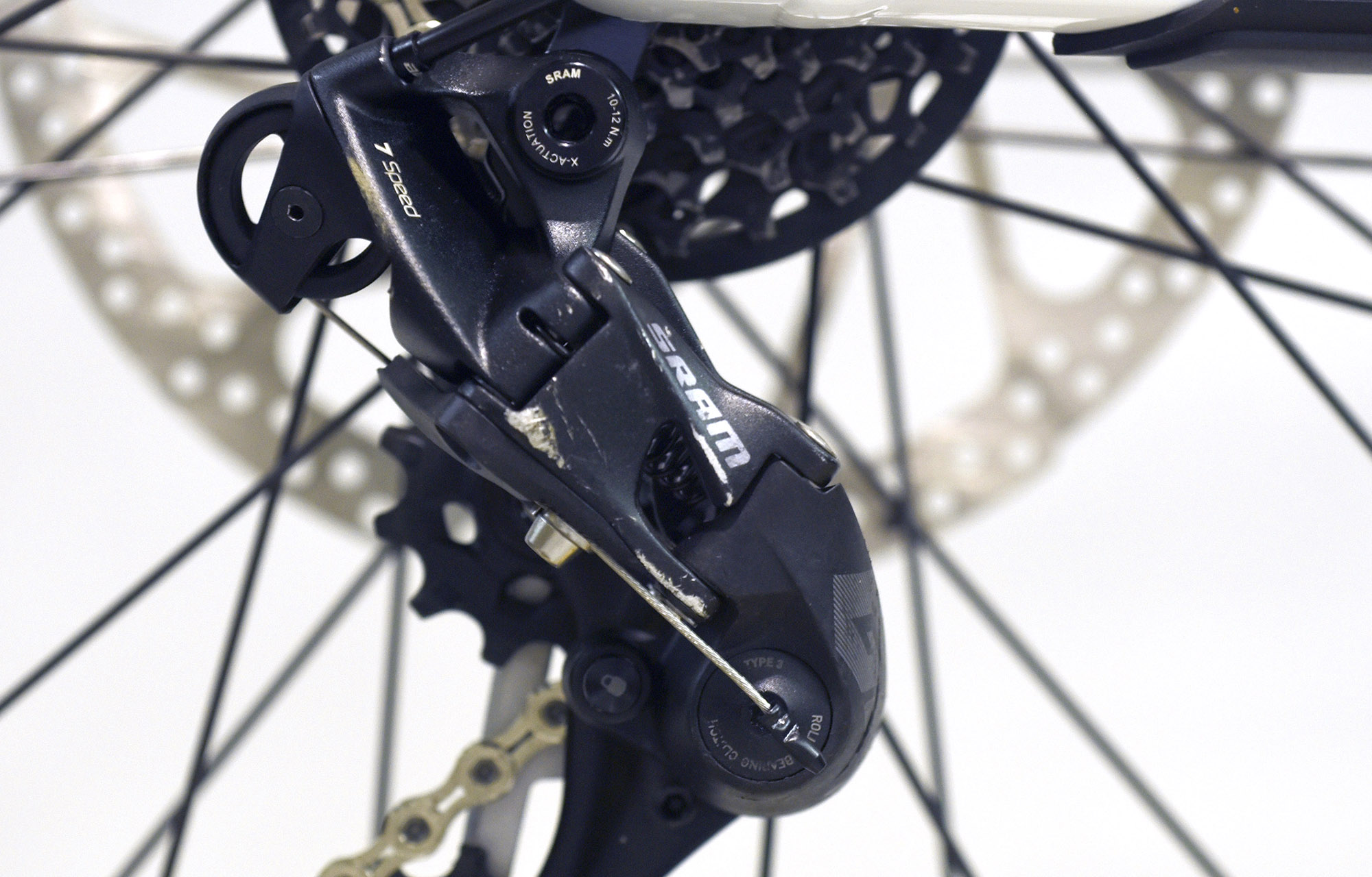 COMMENCAL FRS ESSENTIAL PURE WHITE - L (22150504) image number null