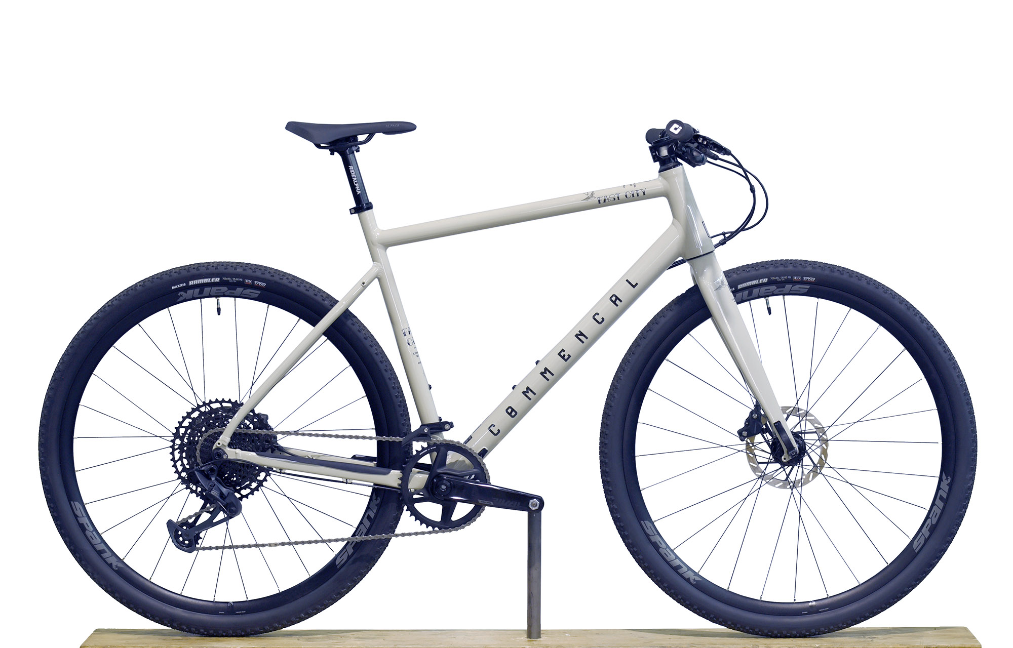 COMMENCAL FCB ESSENTIAL CHALK - L (23160103) image number null