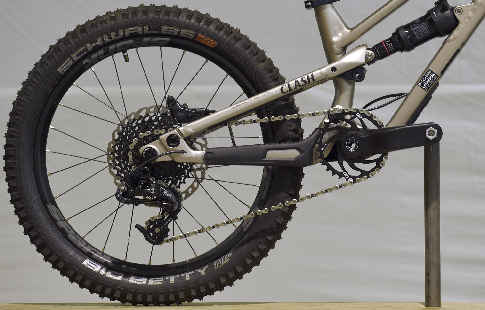 COMMENCAL CLASH 20 V2 CHAMPAGNE - (22170500) image number null