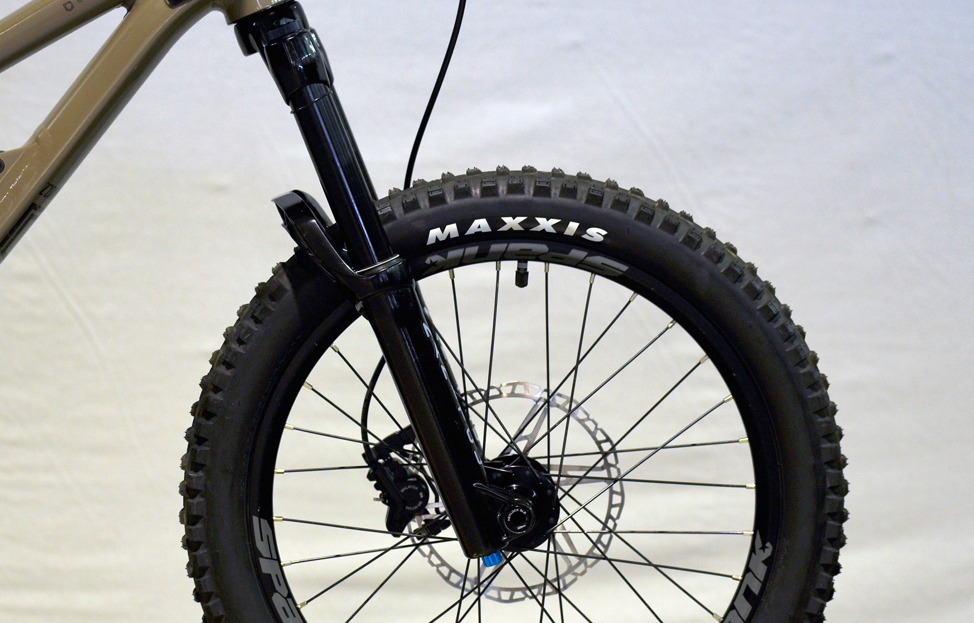 COMMENCAL CLASH 20 V1 DIRT - 20 (21175000) image number null