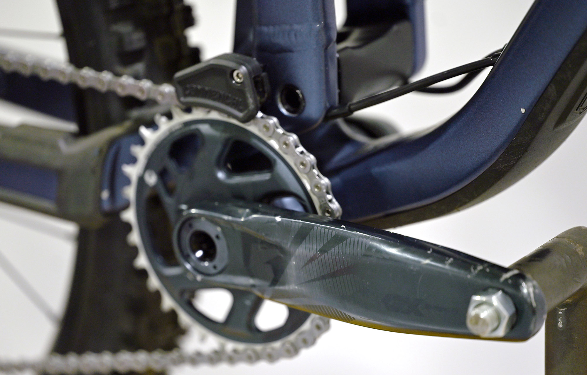 COMMENCAL META V5 RACE SPARKLY BLUE - M (23121302) image cover number large 8