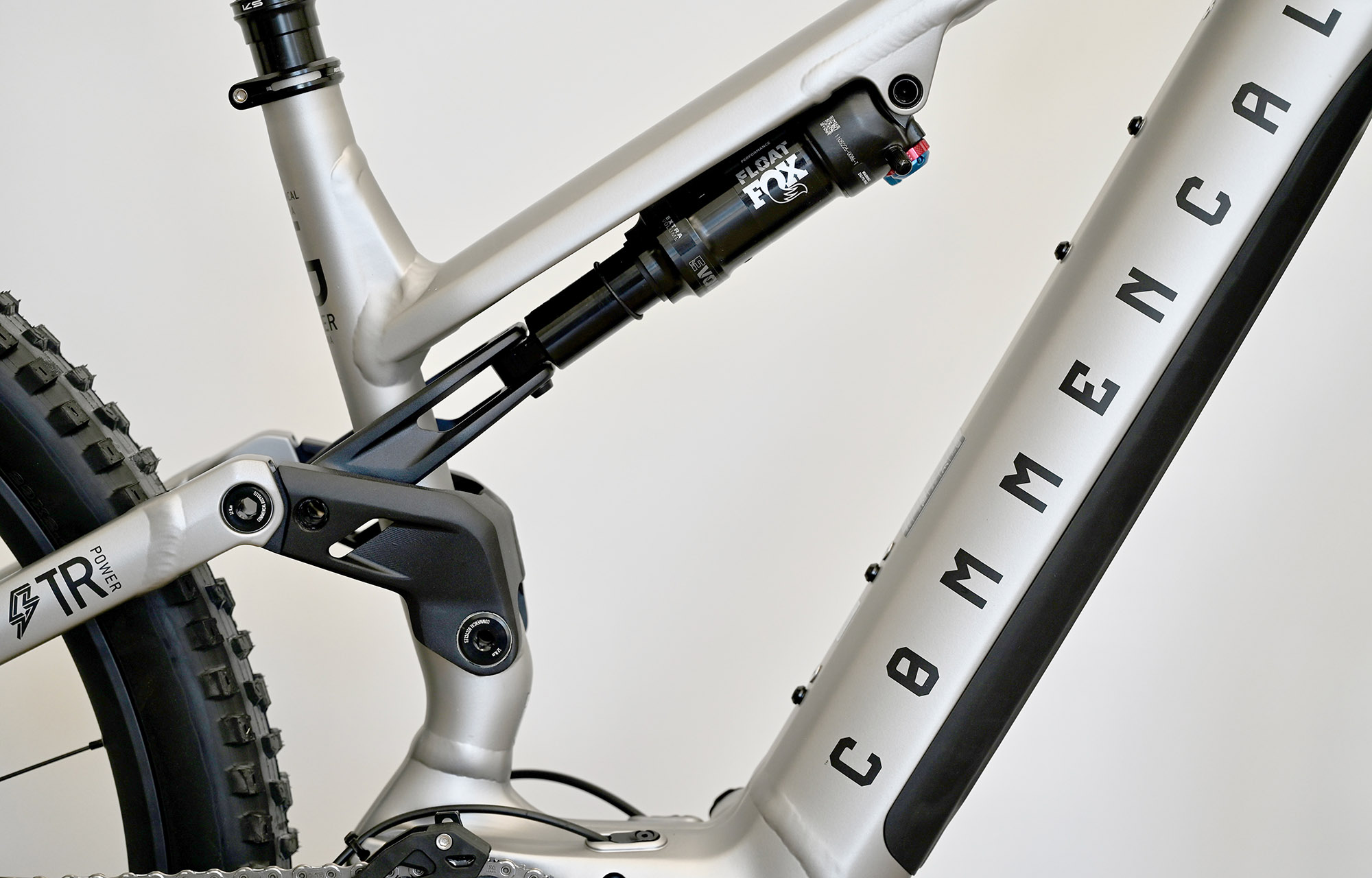 COMMENCAL META POWER TR BOSCH ESSENTIAL SILVER - M (22180202) image cover number large 2