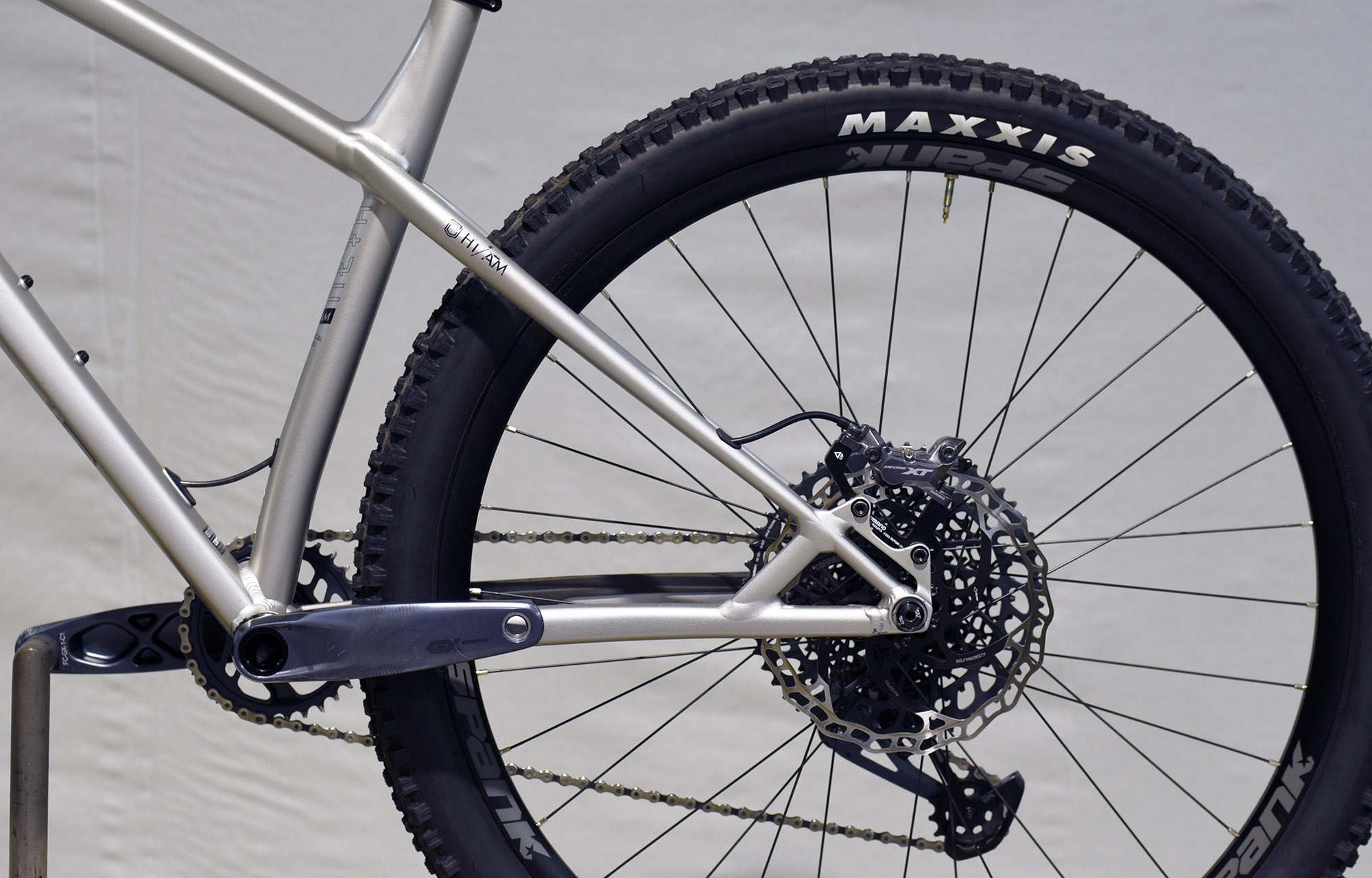 COMMENCAL META HT AM OHLINS EDITION SILVER - L (22131903) image number null