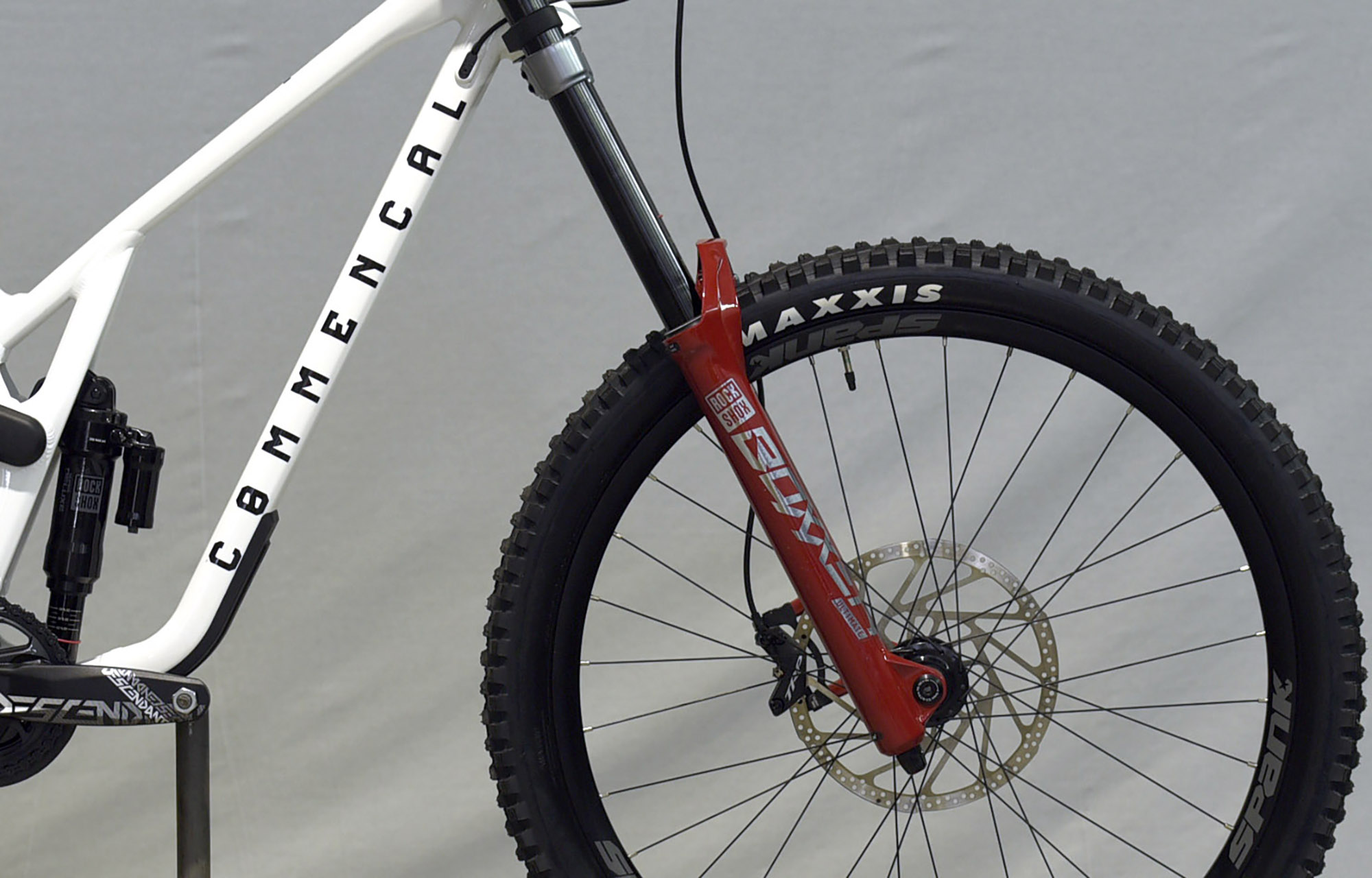 COMMENCAL SUPREME DH V5 PURE WHITE - XS (23170900) image number null