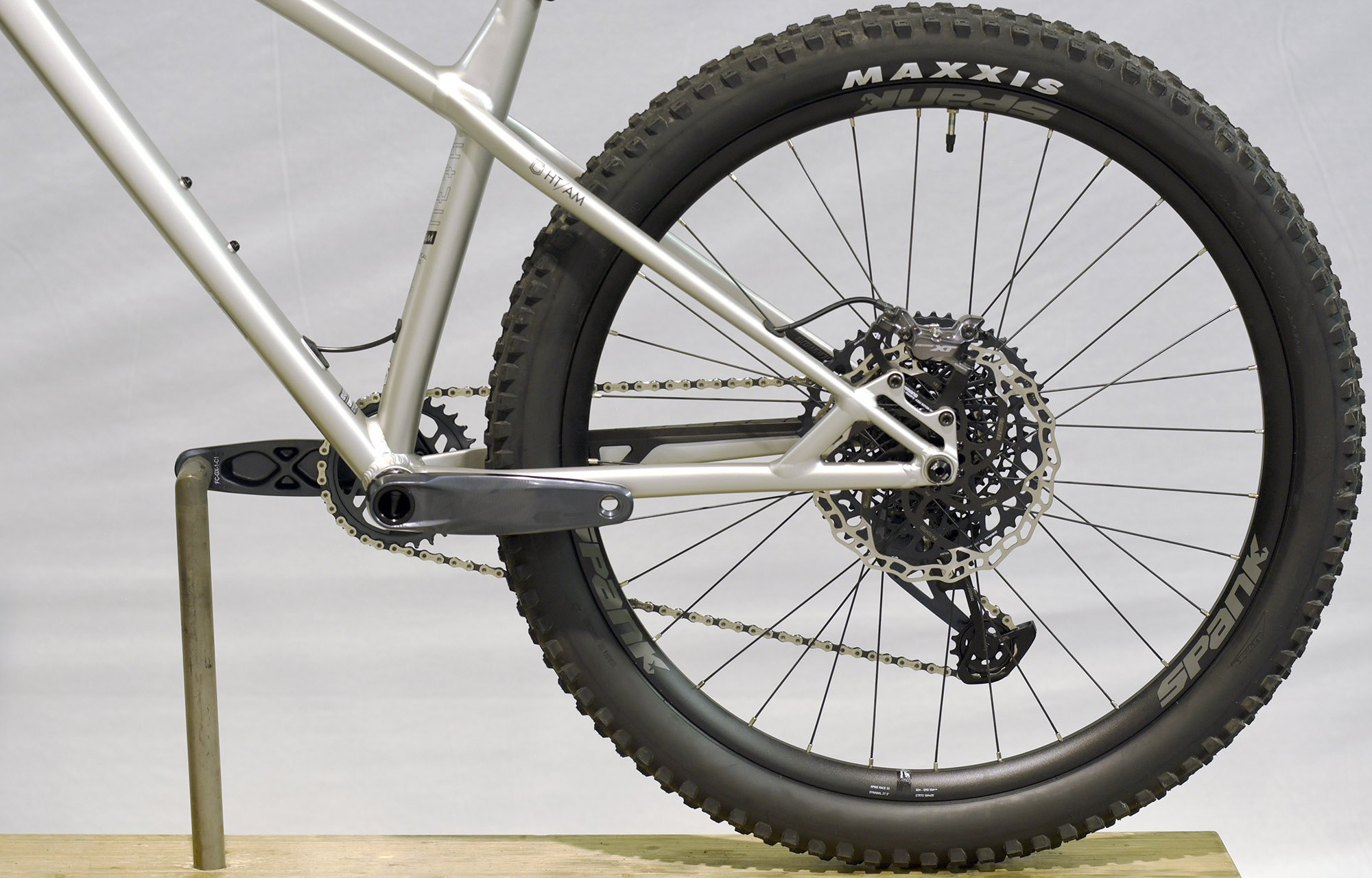 COMMENCAL META HT AM OHLINS EDITION SILVER - M (22131902) image number null