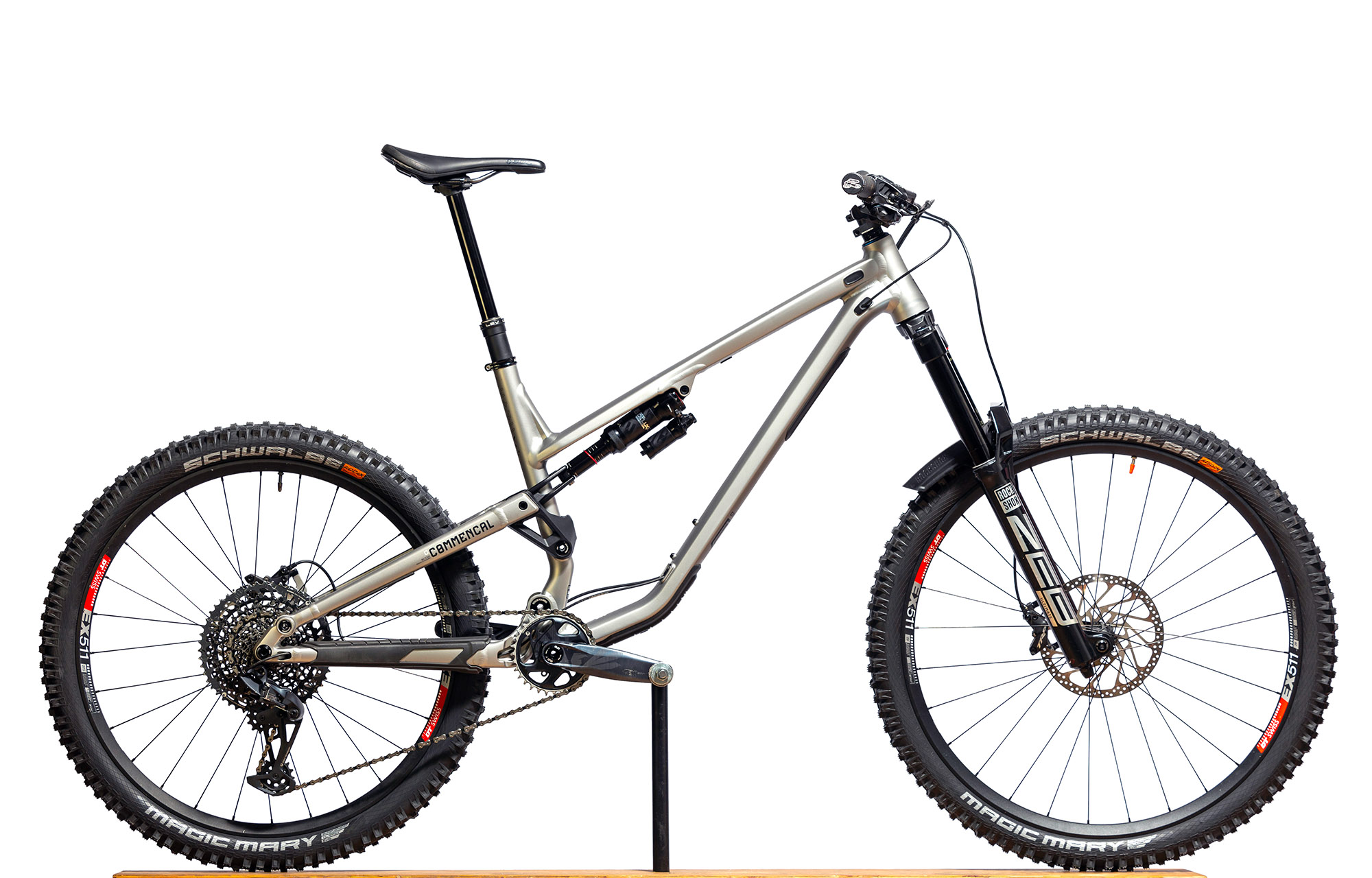 COMMENCAL META SX V4 RACE SILVER (XL) image number null