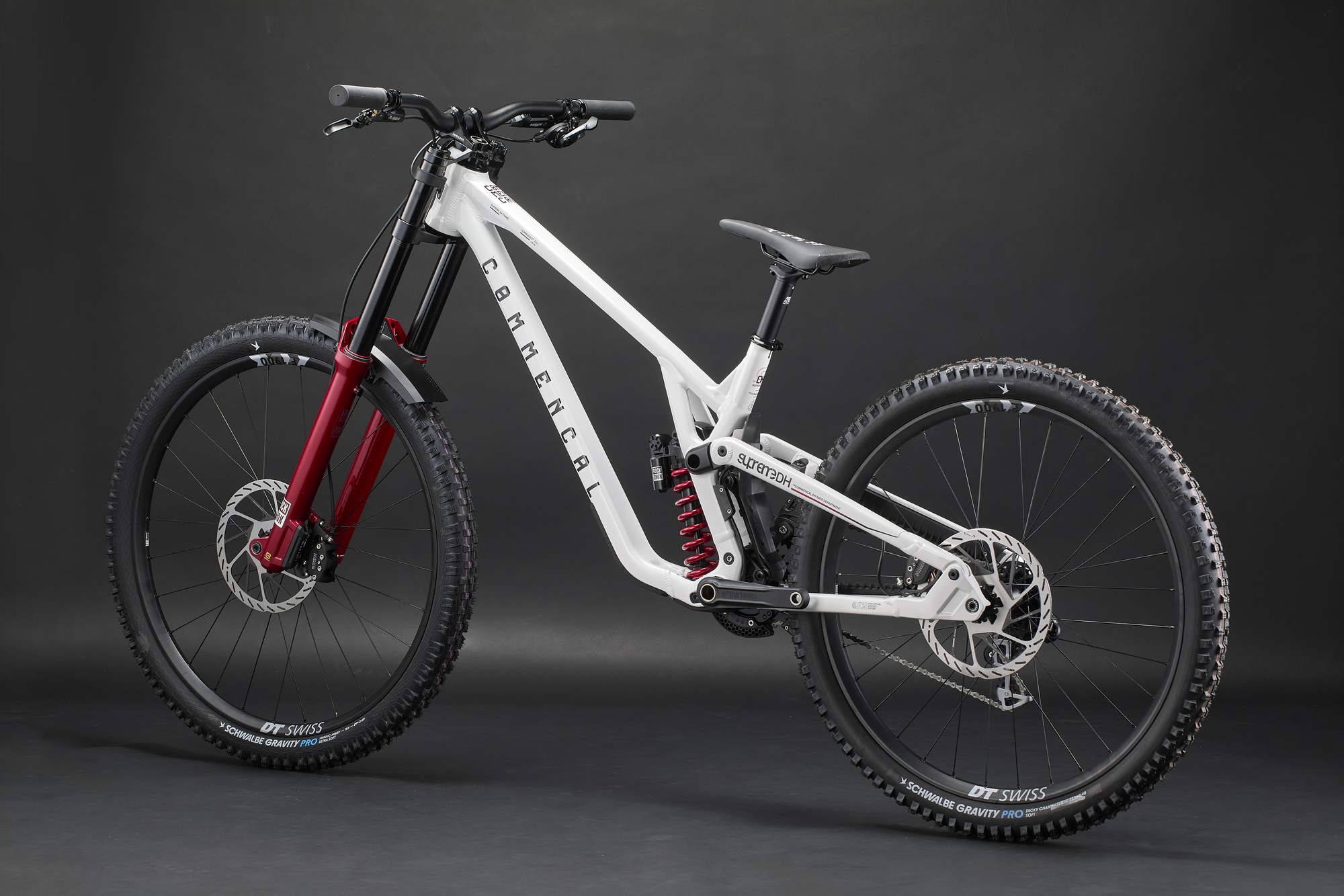 COMMENCAL SUPREME DH V5.2 ROCKSHOX PURE WHITE 2027 image large number 2