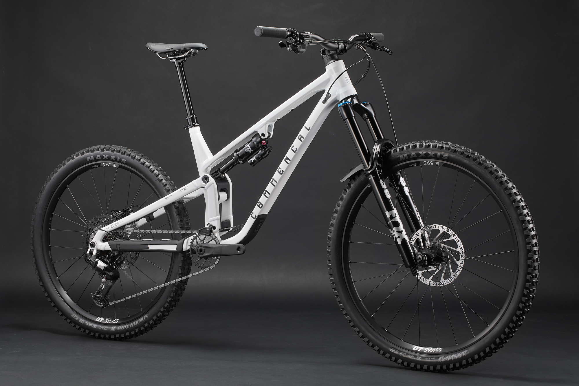 COMMENCAL META SX V5 ESSENTIAL PURE WHITE 2027 image large number 1