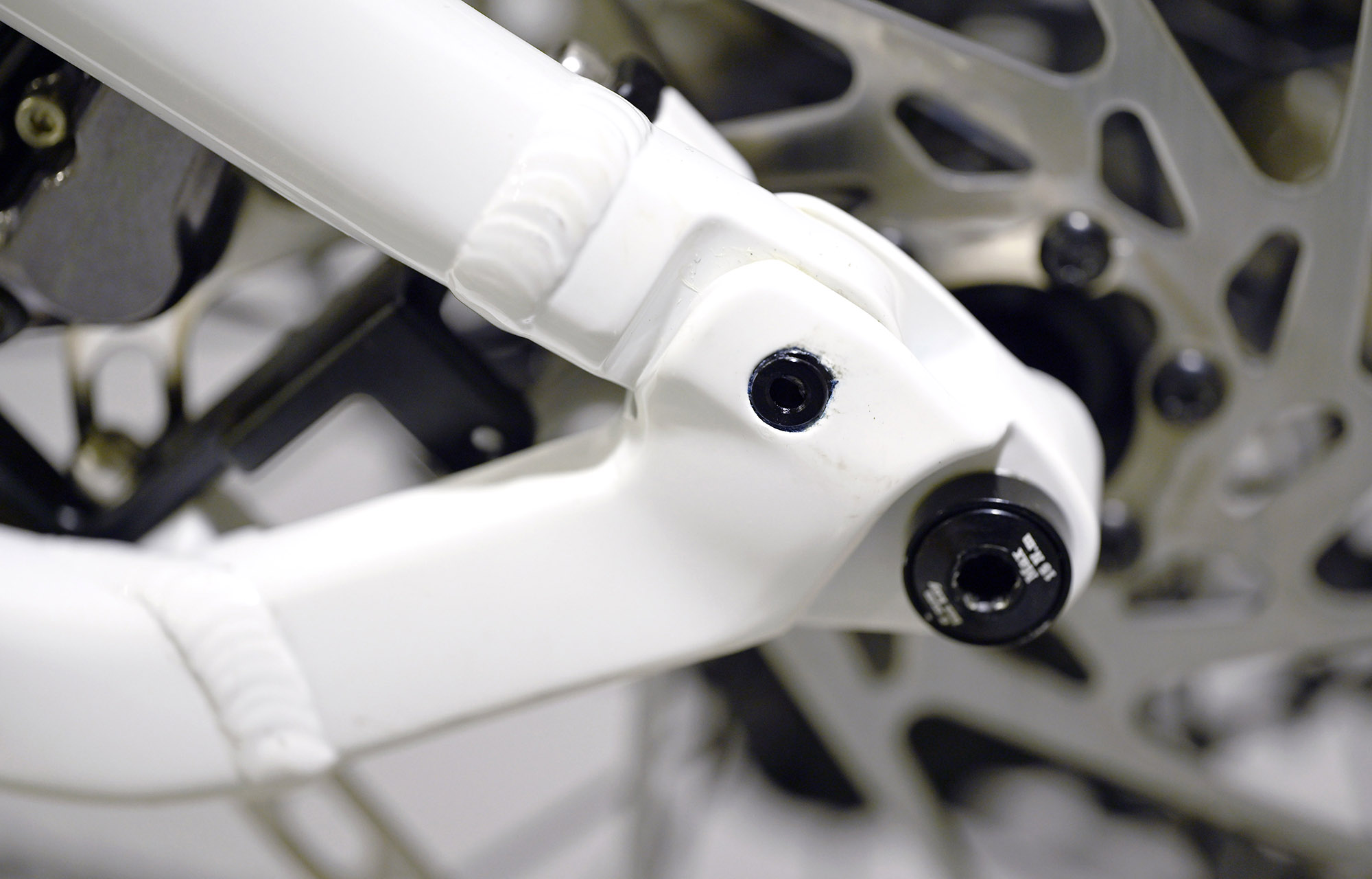 COMMENCAL META POWER SX BOSCH SIGNATURE PURE WHITE - S (22181901) 136 km image cover number large 7
