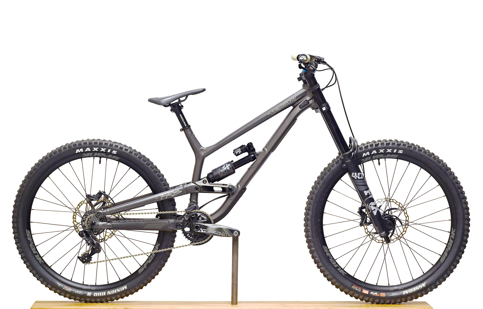 COMMENCAL FRS ESSENTIAL DARK SLATE - M (22150502) image number null