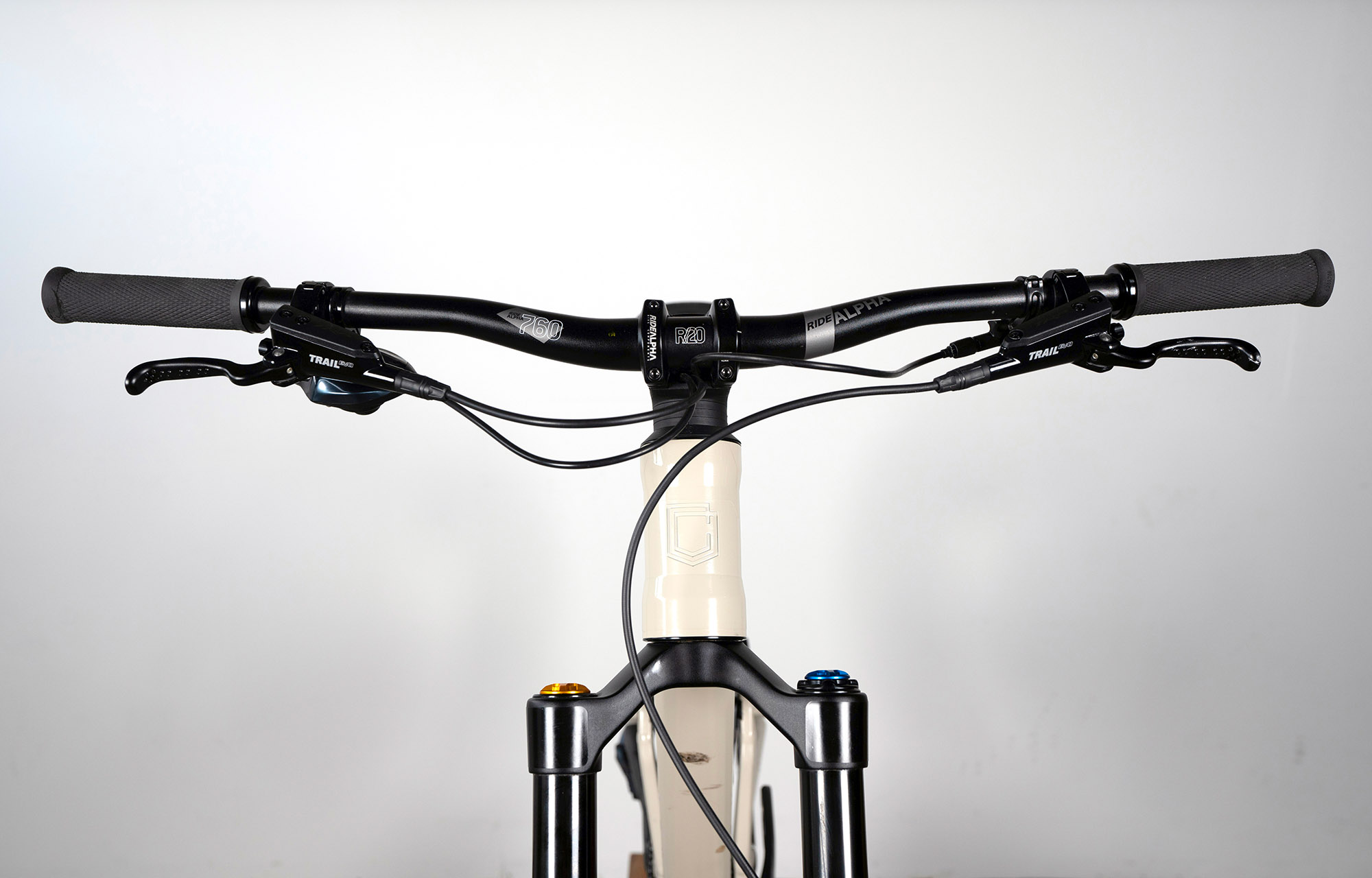 COMMENCAL T.E.M.P.O. OHLINS EDITION CHALK (S) image number null