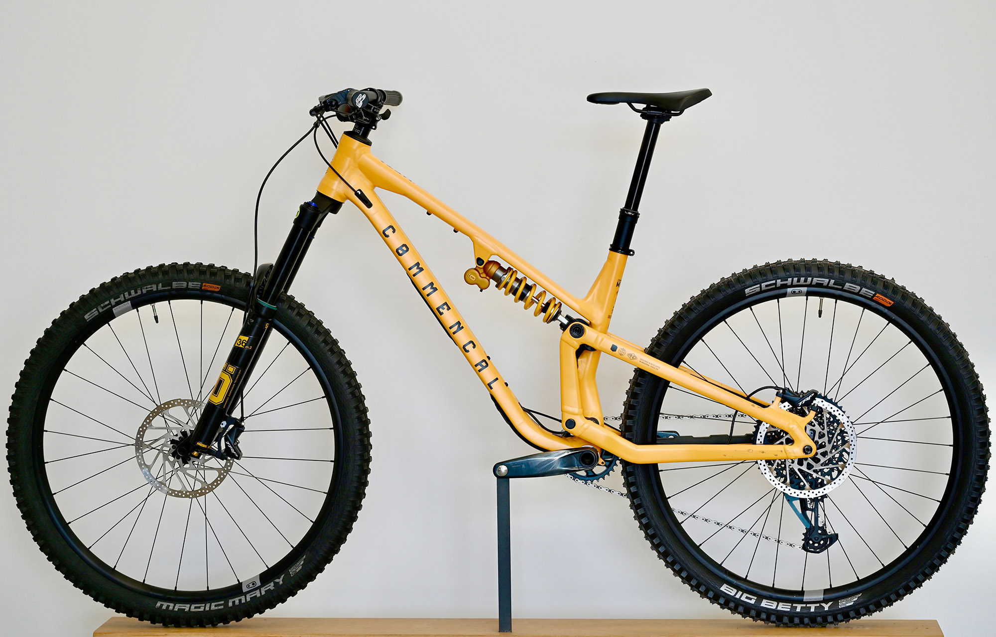 COMMENCAL META V5 OHLINS EDITION YELLOW - M (23122502) image cover number large 7