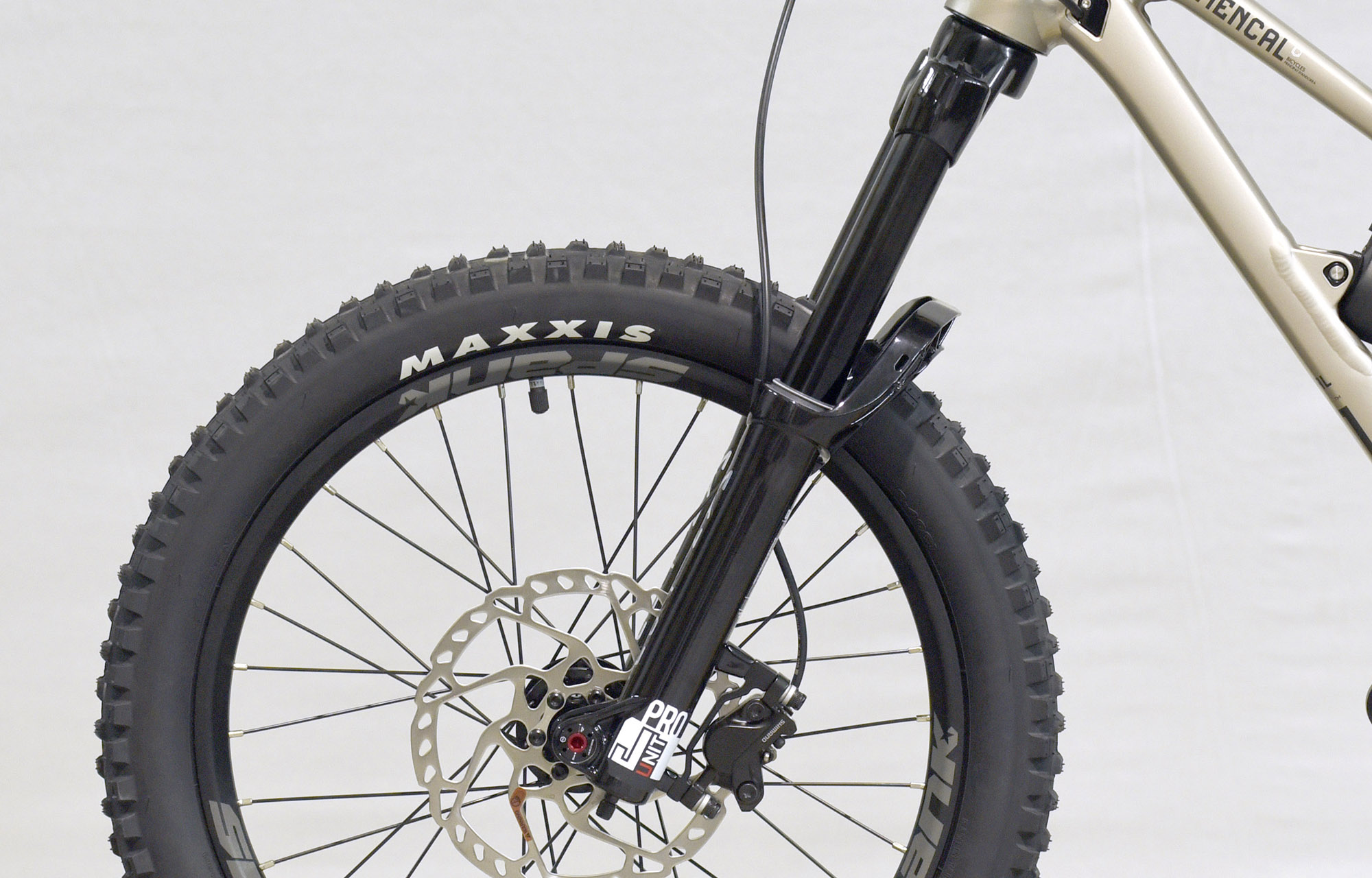 COMMENCAL CLASH 20 CHAMPAGNE - 20 (21175000) image number null