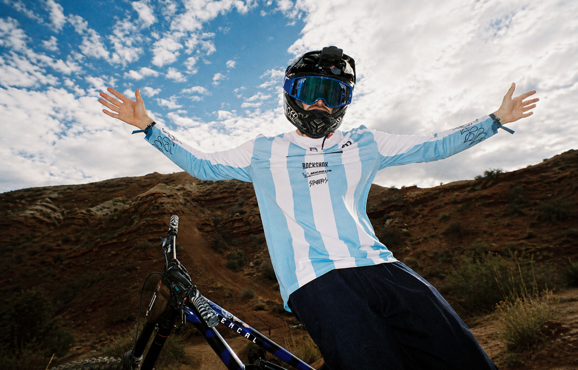 MAGLIA COMMENCAL LIGHTECH MANICHE LUNGHE RAMPAGE TOMAS LEMOINE image number 4