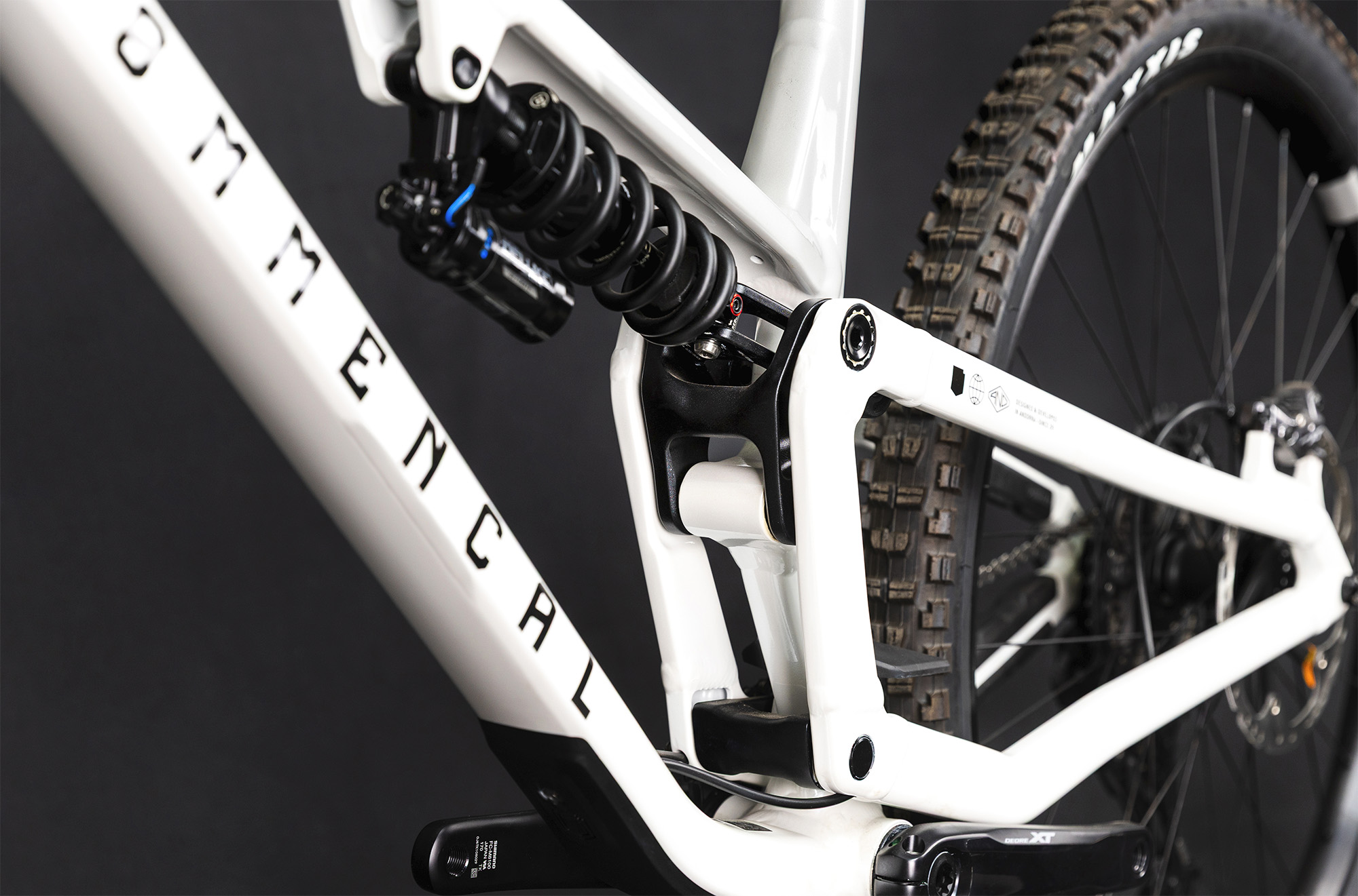 COMMENCAL META V5 CLEAR SILVER ALC image number null
