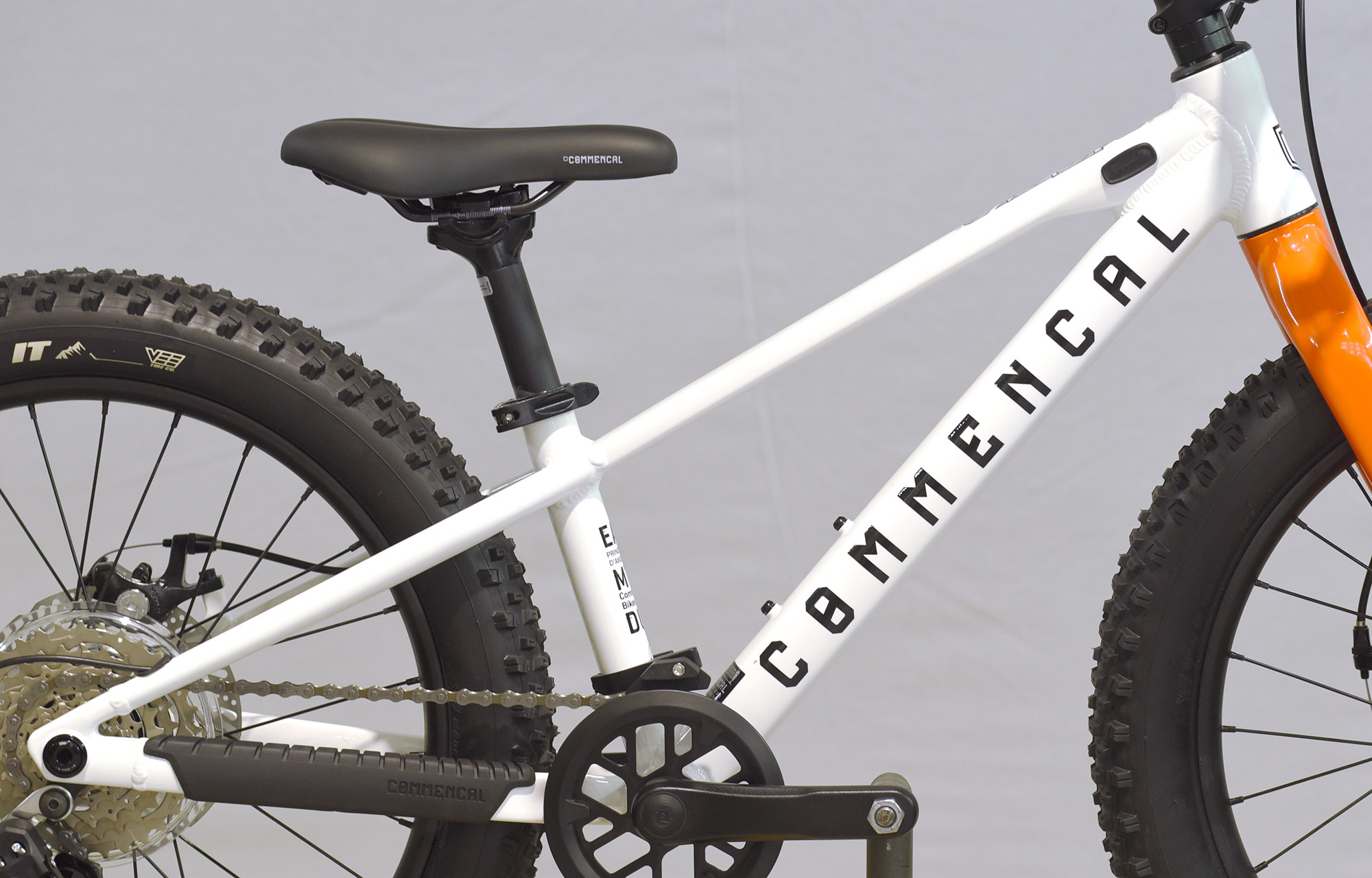 COMMENCAL RAMONES 20 REVOSHIFT PURE WHITE - (23177852) image number null