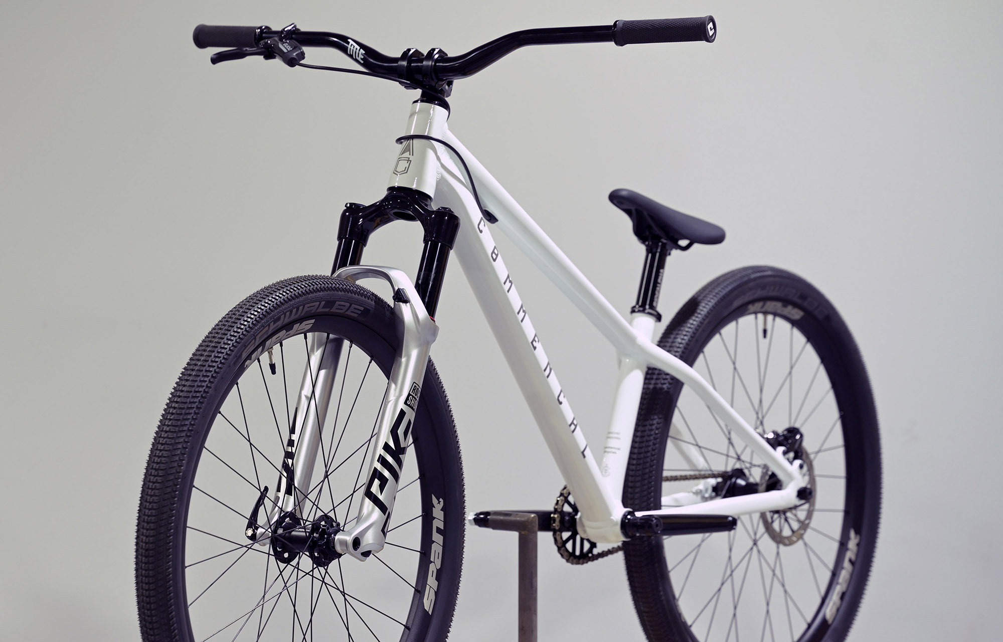 COMMENCAL ABSOLUT RS PURE WHITE - M (22140502) image cover number large 4