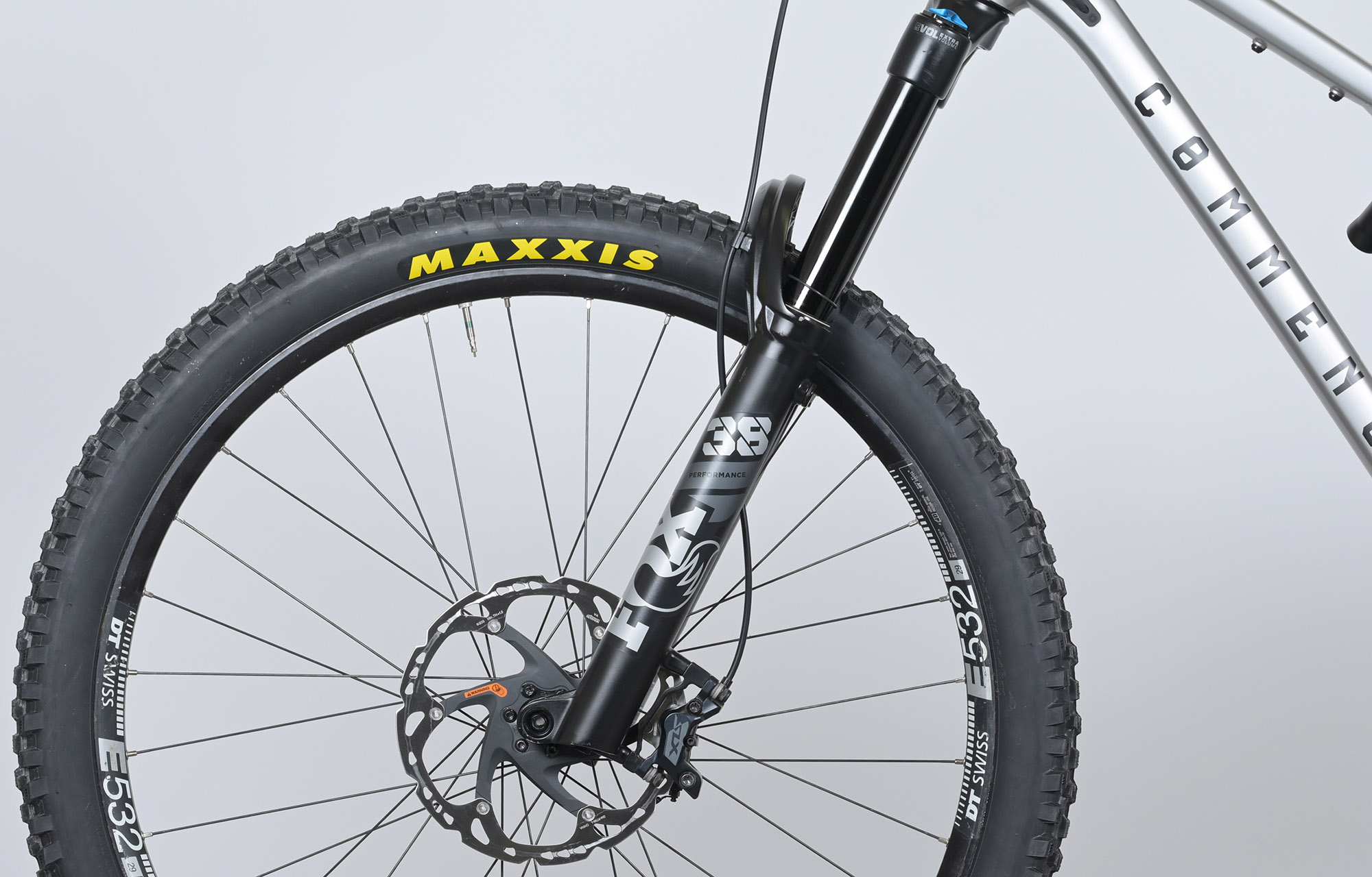 COMMENCAL META SX V5 ESSENTIAL SILVER - M (23131502) image cover number large 3