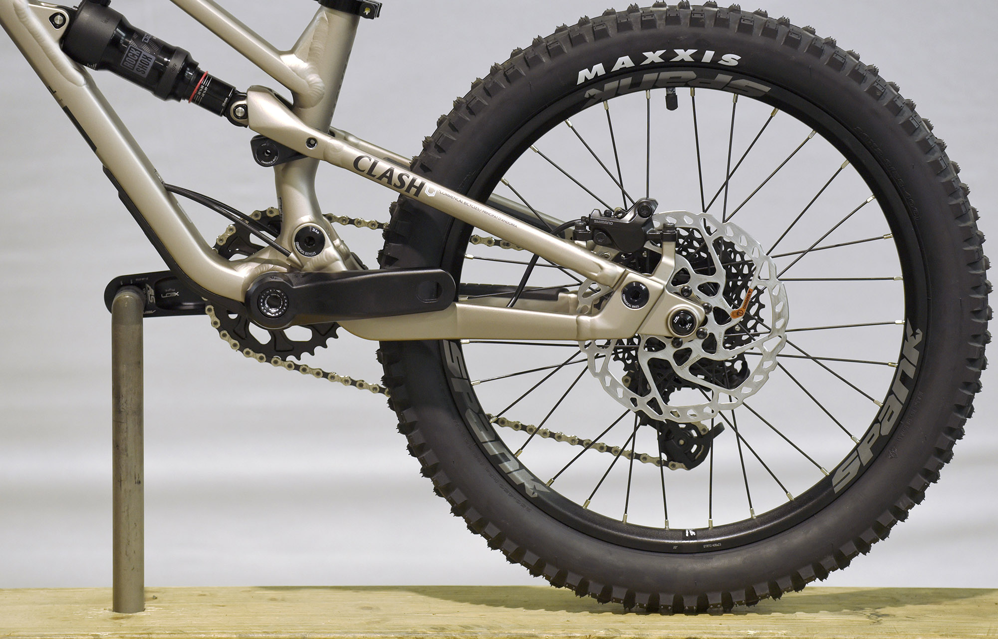 COMMENCAL CLASH 20 CHAMPAGNE - 20 (21175000) image number null